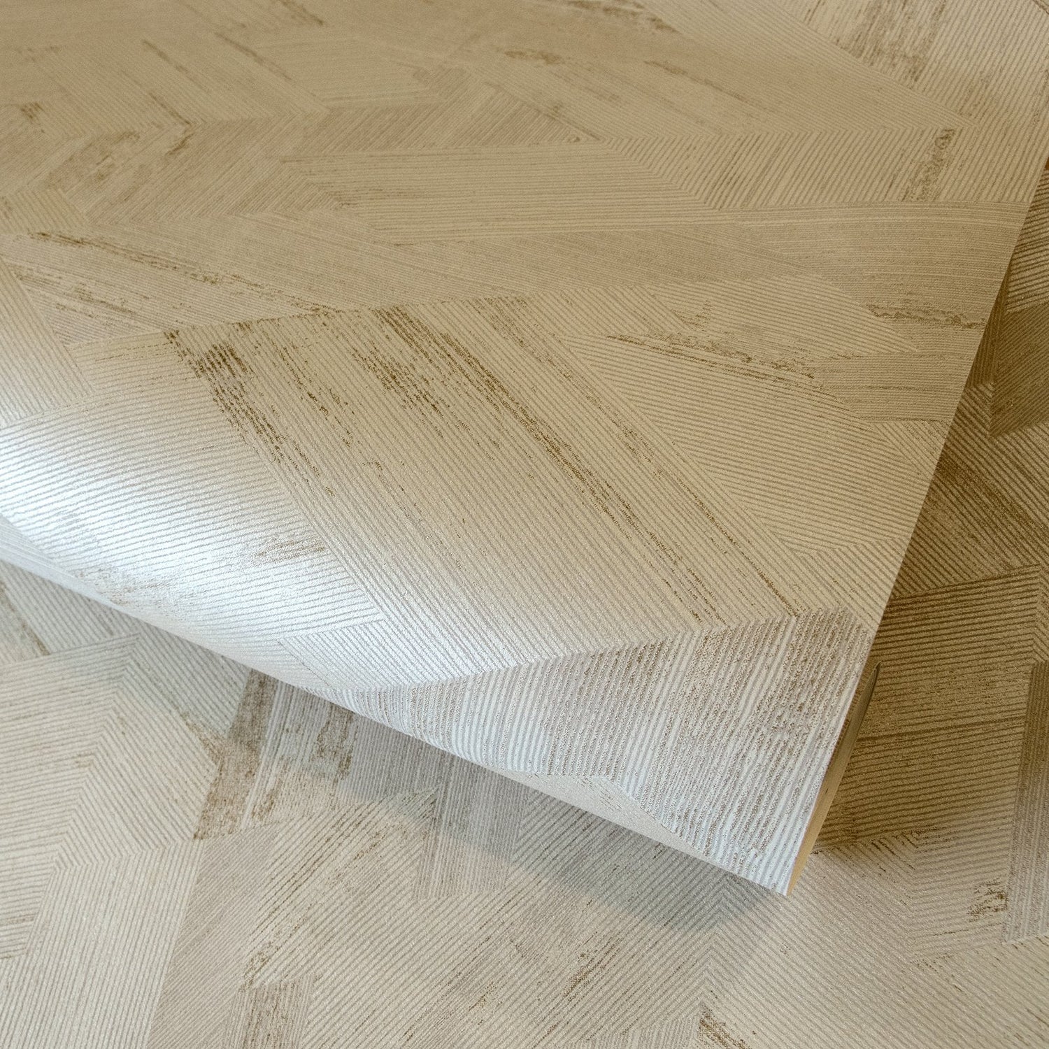 Ralph Sand Gold wallpaper in beige color - pattern number GH64680-23 - by Galerie in the Slow Living collection