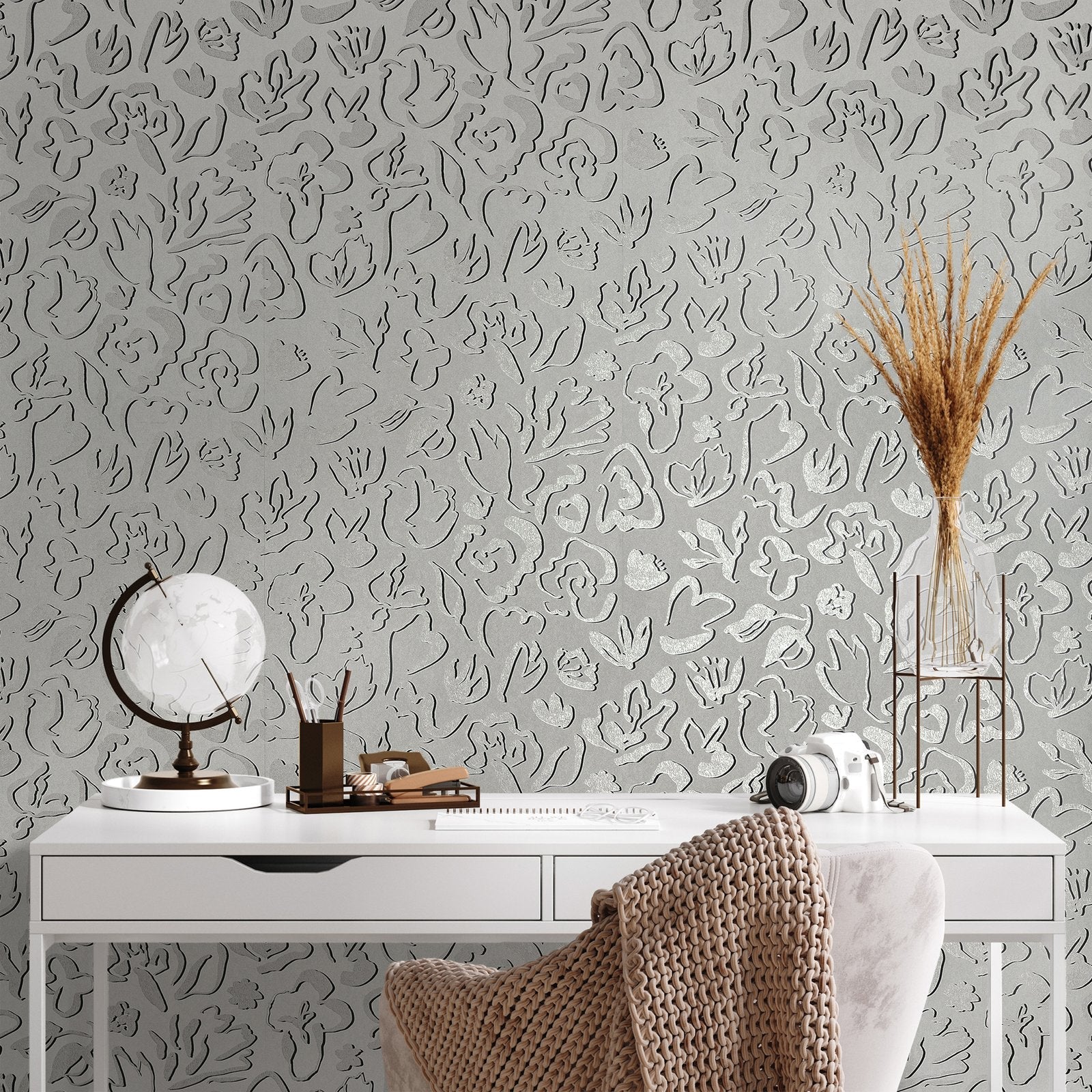 Fiore wallpaper in silver grey color - pattern number GH65332-23 - by Galerie in the Salt collection