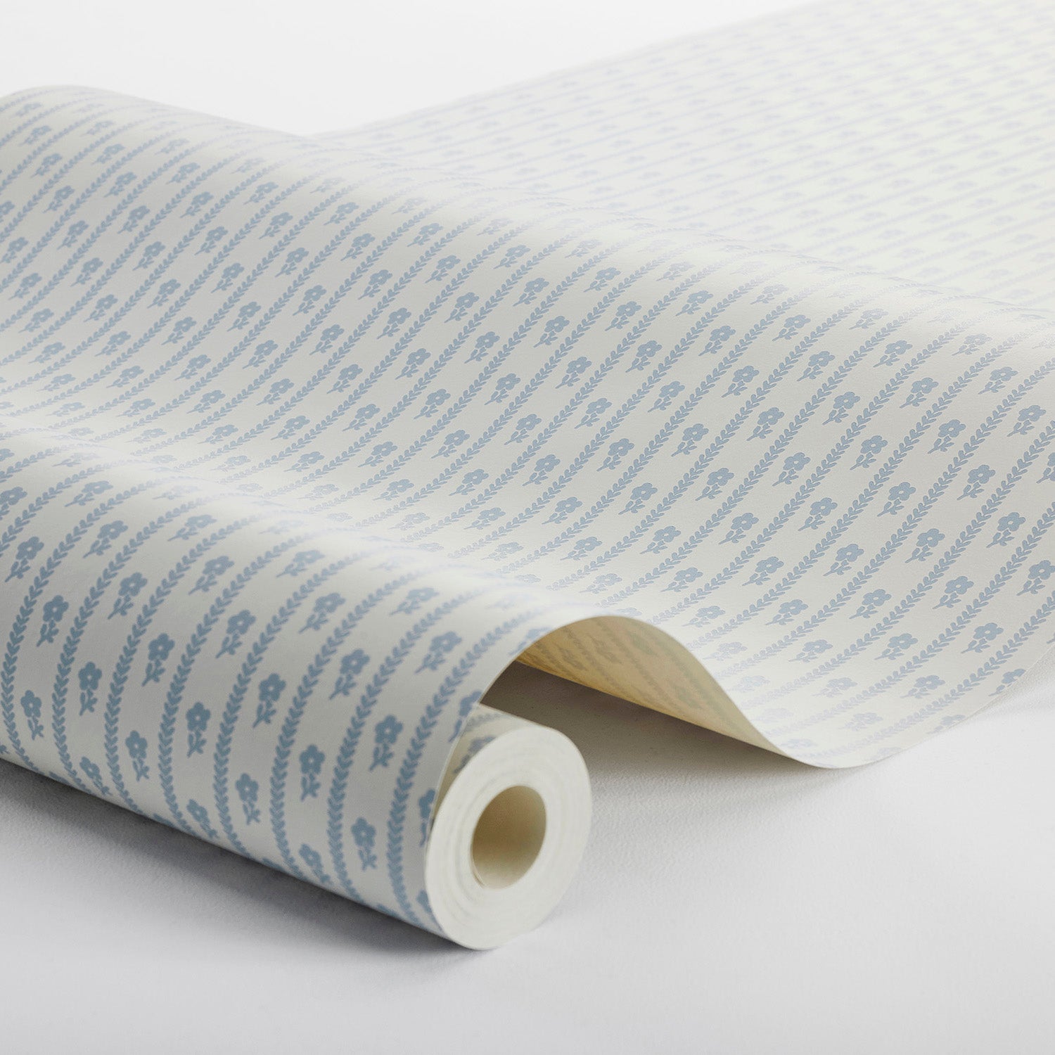 Lilla Lyckan Wallpaper in blue color - pattern number 6956 - by Schumacher in the Borastapeter collection