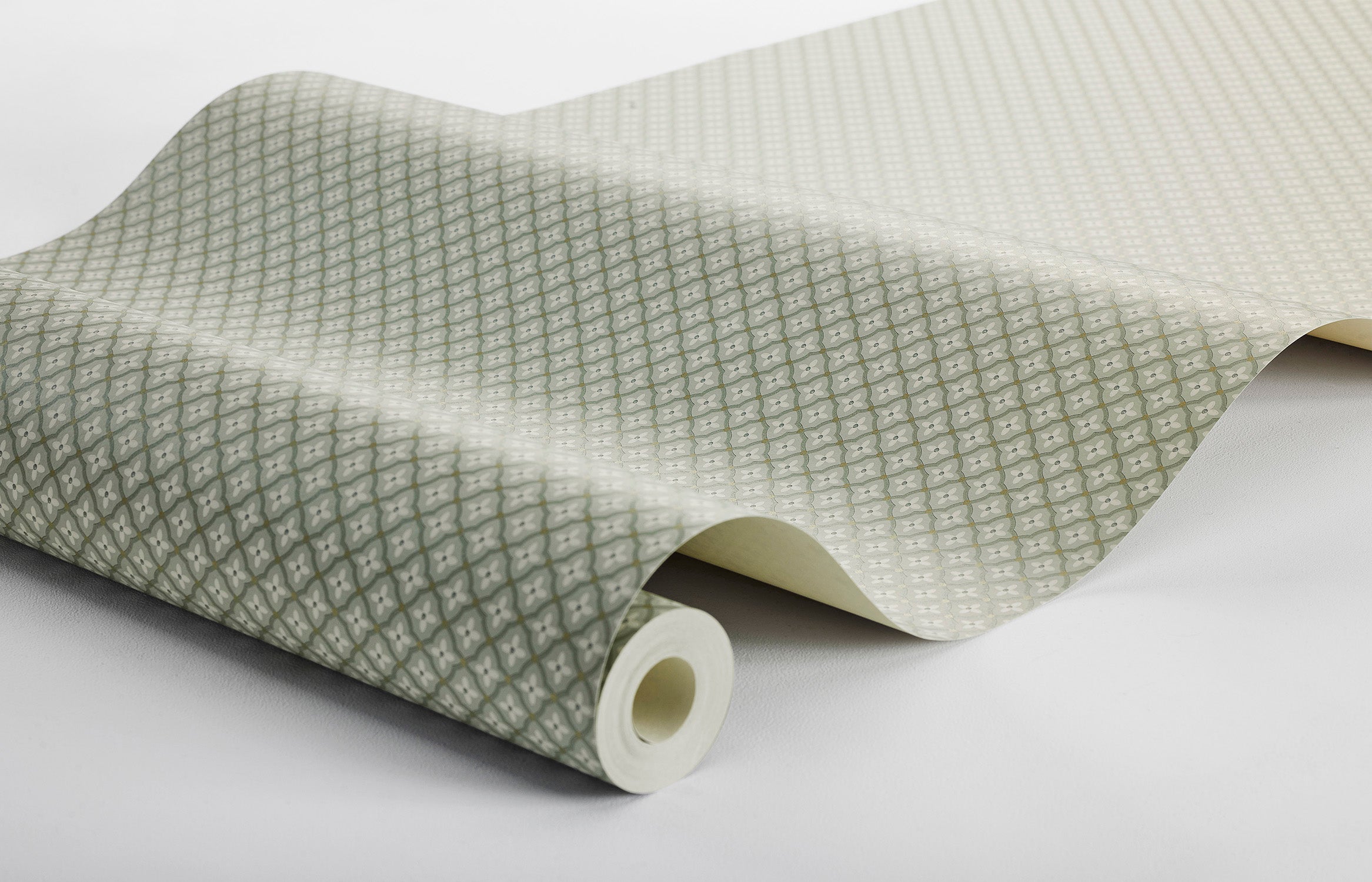 Selma Wallpaper in sage and gold color - pattern number 6966 - by Schumacher in the Borastapeter collection