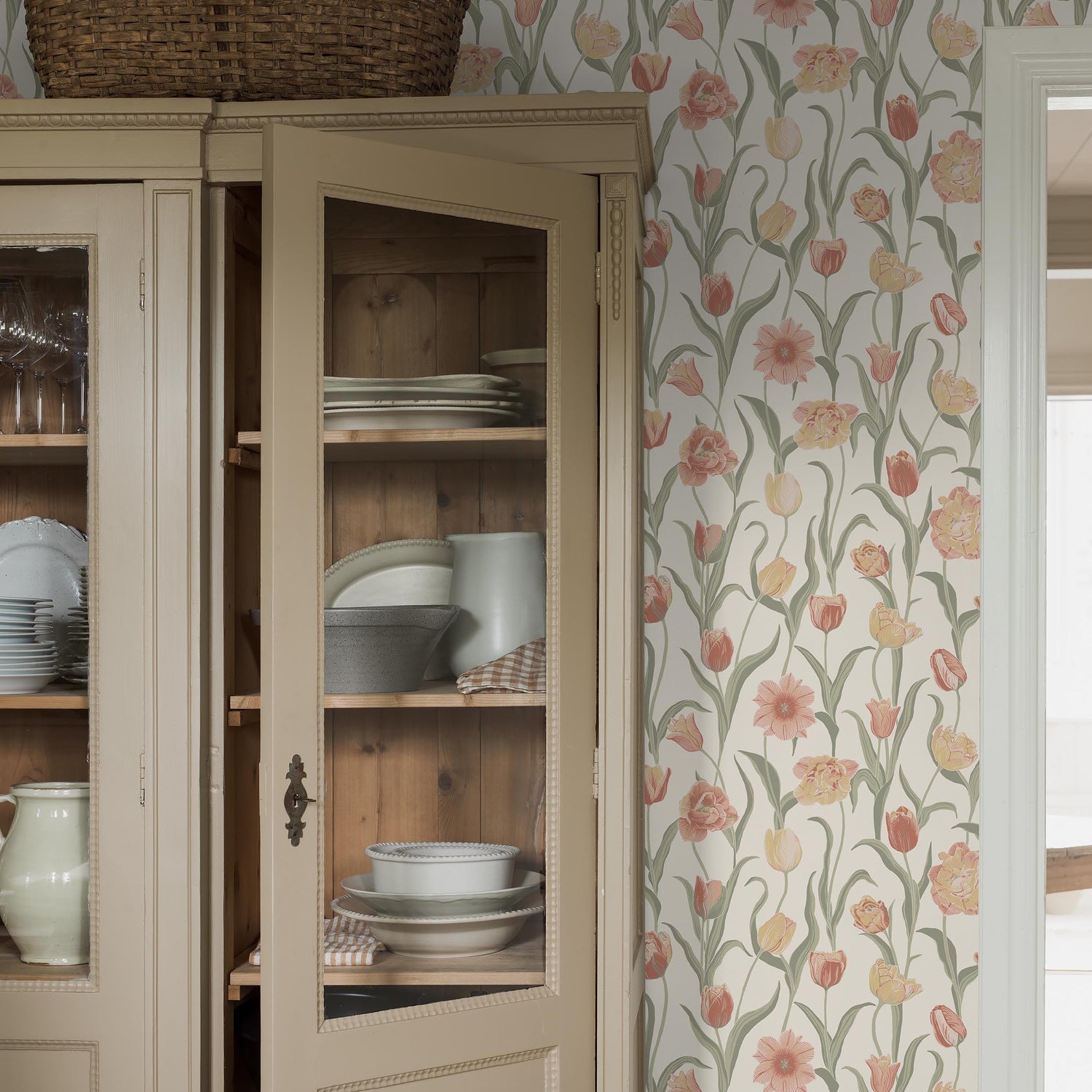 La Belle Epoque Wallpaper in rose color - pattern number 6969 - by Schumacher in the Borastapeter collection