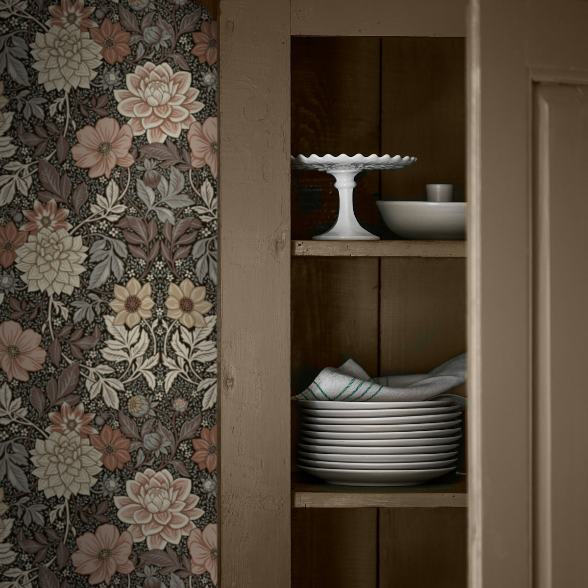 Dahlia Garden Wallpaper in brown color - pattern number 7689 - by Schumacher in the Borastapeter collection
