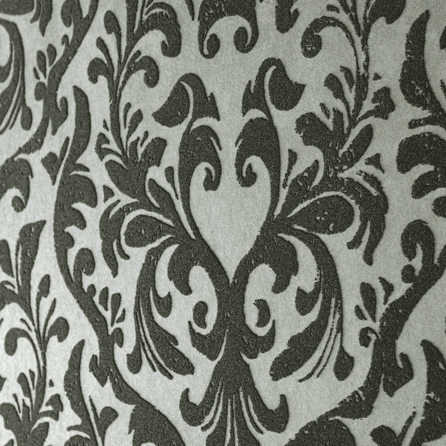 Mayfair / Loft Damask Flock wallpaper in silver grey color - pattern number GH81256-23 - by Galerie in the Urban Classics collection
