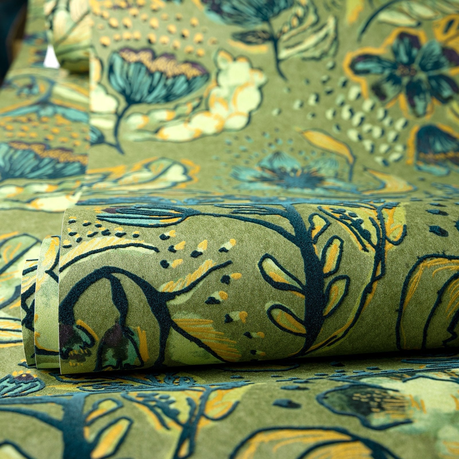Wild Garden wallpaper in green color - pattern number GH81330-23 - by Galerie in the Pepper collection