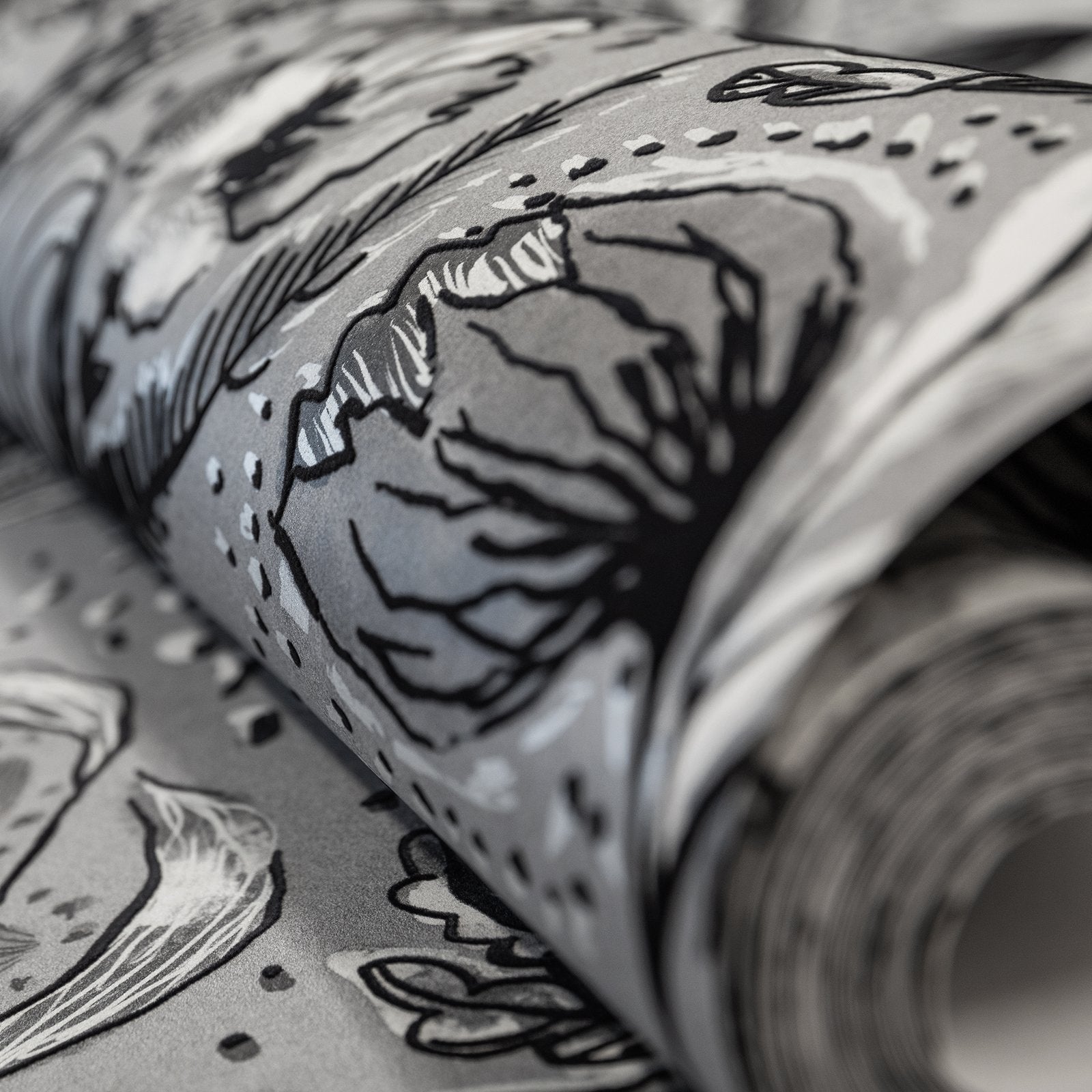 Wild Garden wallpaper in silver grey color - pattern number GH81335-23 - by Galerie in the Pepper collection