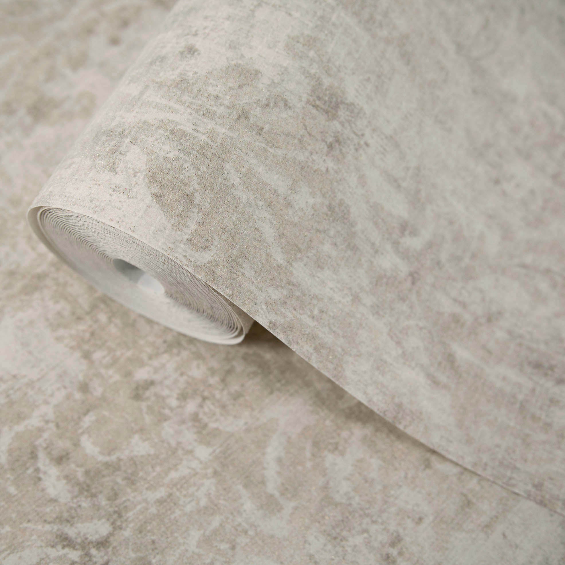 Damask Wallpaper in Cream color - pattern number 81428 - by Galerie in the Cerra collection