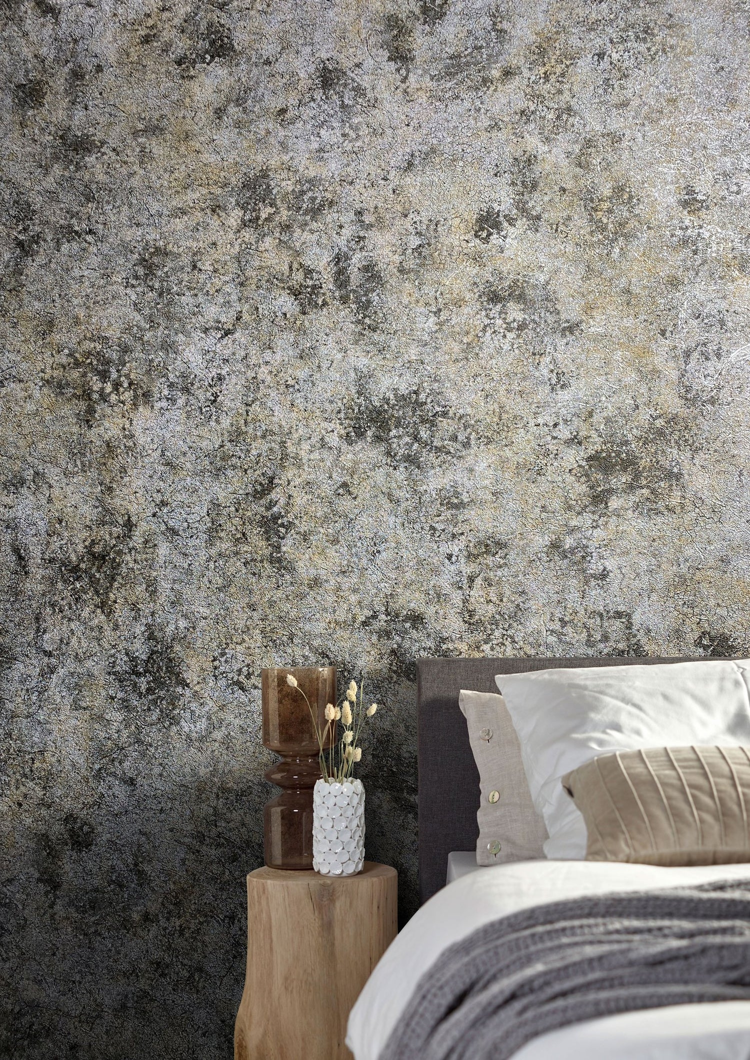 Industrial wallpaper in silver grey color - pattern number AI95019 - by Galerie in the Air collection
