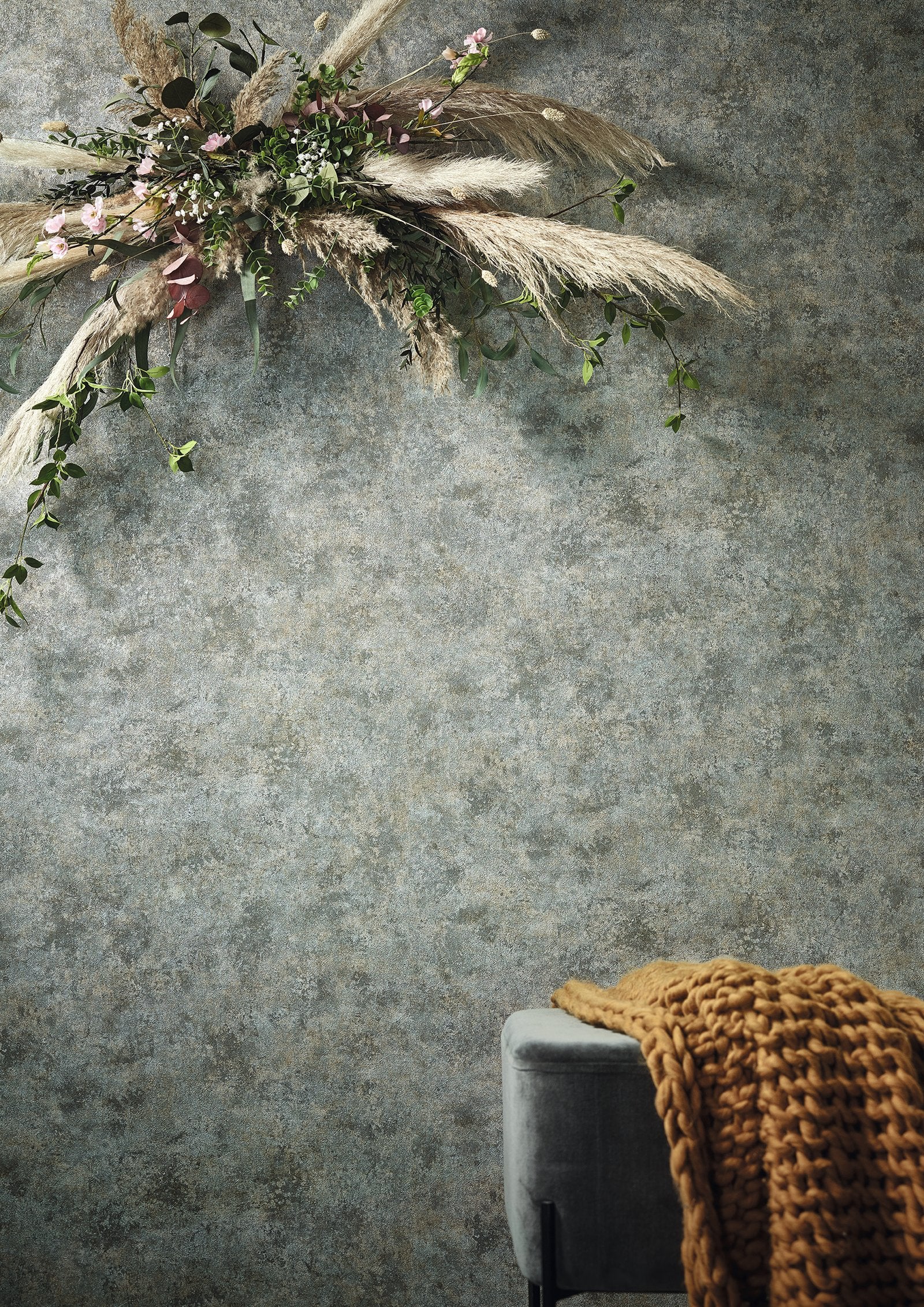Clay wallpaper in silver grey color - pattern number EA99117 - by Galerie in the Earth collection
