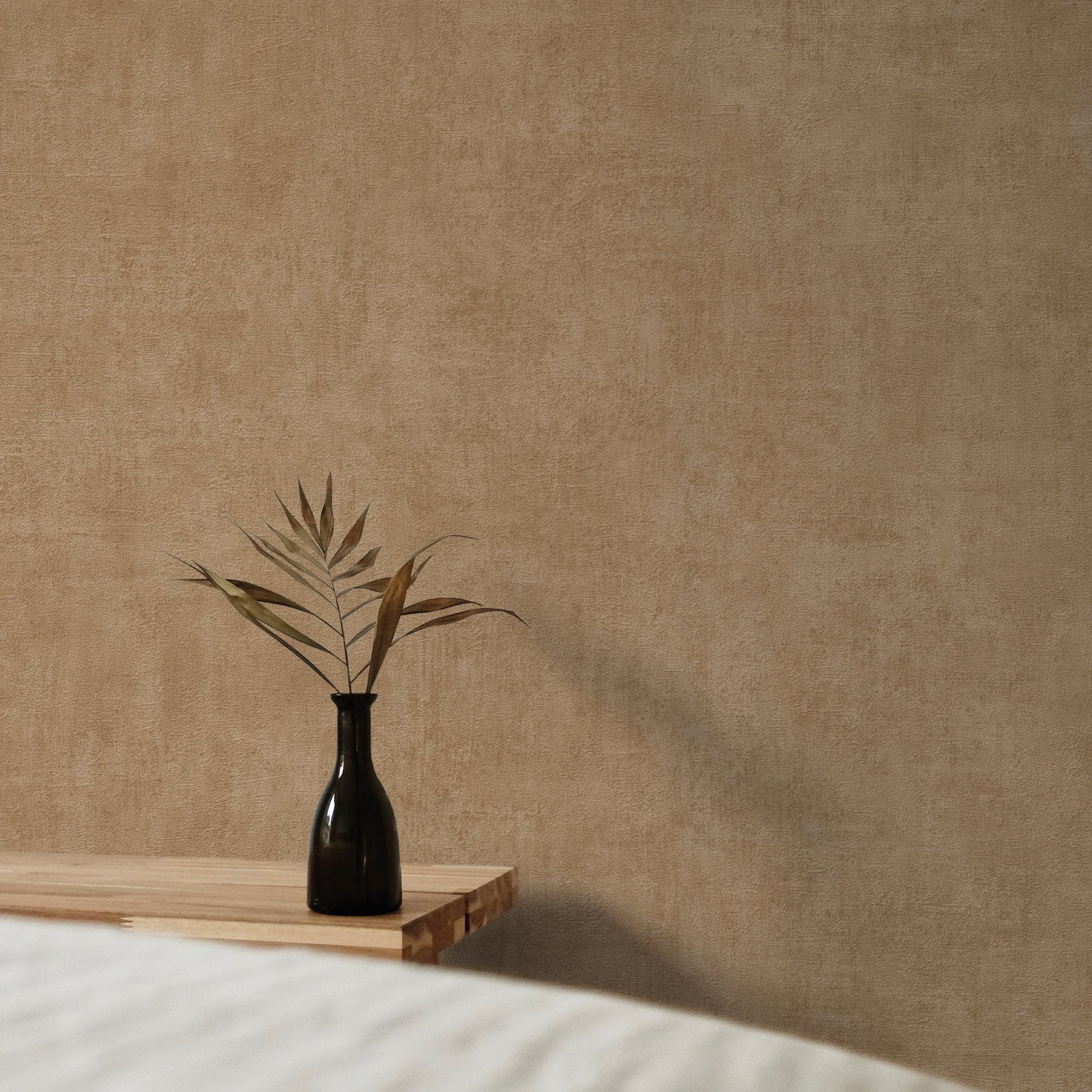 Patinated Plain Wallpaper in orange color - pattern number A51520 - by Grandeco in the Orom II collection