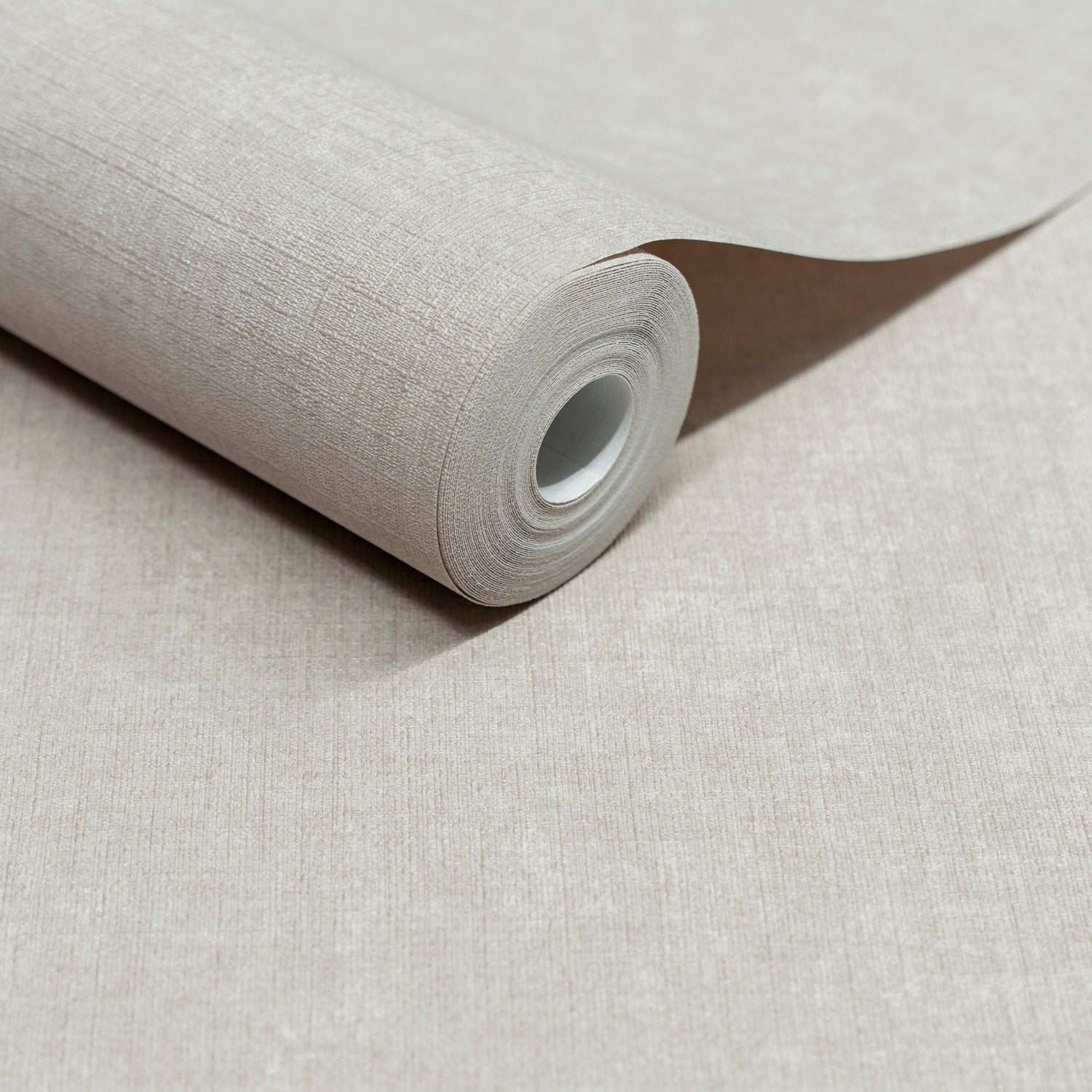 Textile Plain Wallpaper in beige color - pattern number INA71004 - by Grandeco in the Inia collection