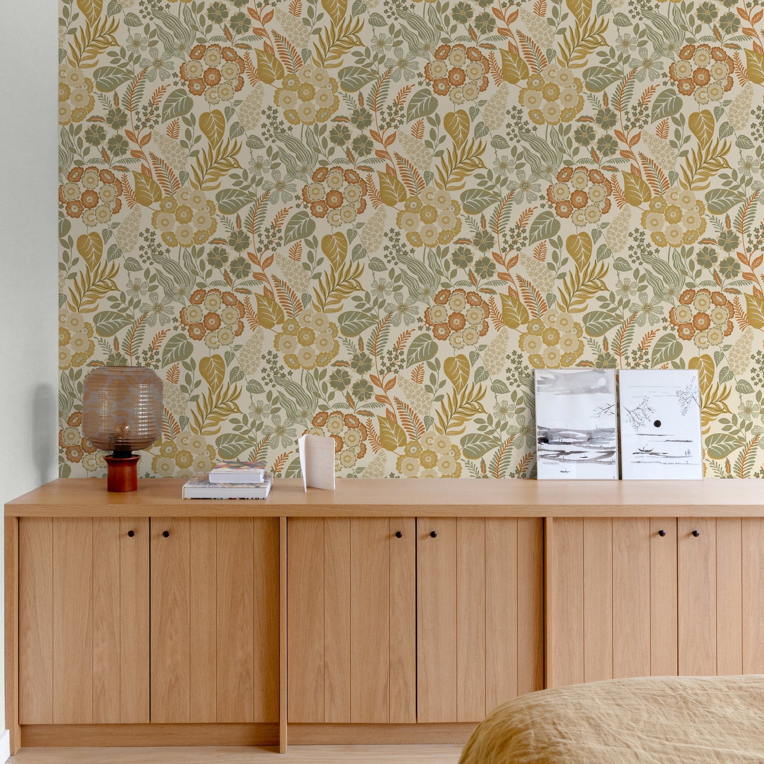 Classical Floral All-over Wallpaper in beige color - pattern number KRA76602 - by Grandeco in the Karuna collection