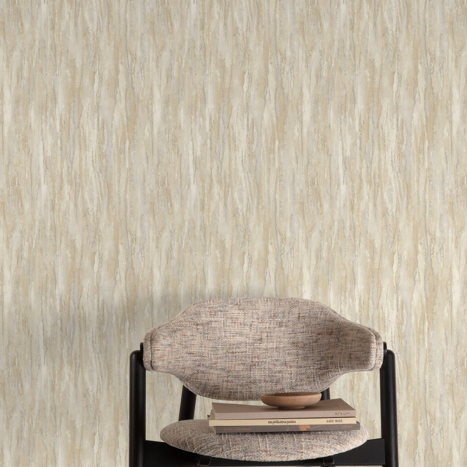 Patinated Plain Wallpaper in beige color - pattern number A78504 - by Grandeco in the Textured Vibes collection