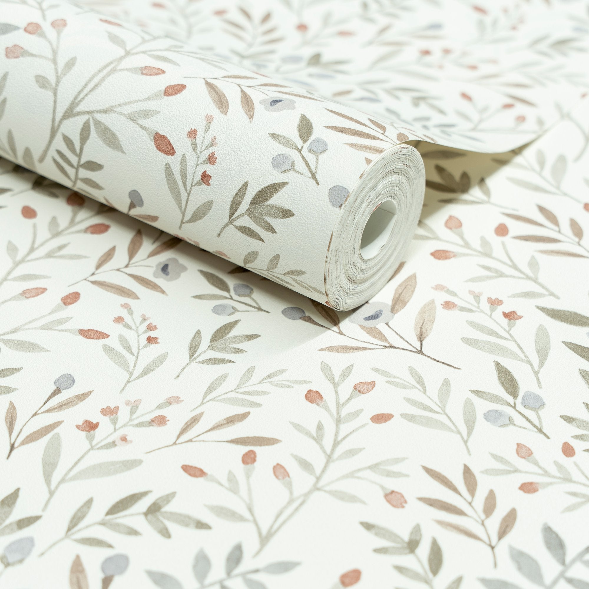 Classical Floral All-over Wallpaper in green color - pattern number INA78802 - by Grandeco in the Inia collection