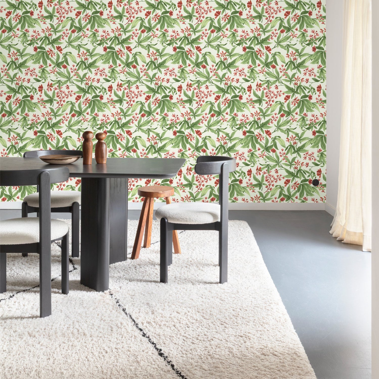 Classical Floral All-over Wallpaper in green color - pattern number INA80401 - by Grandeco in the Inia collection