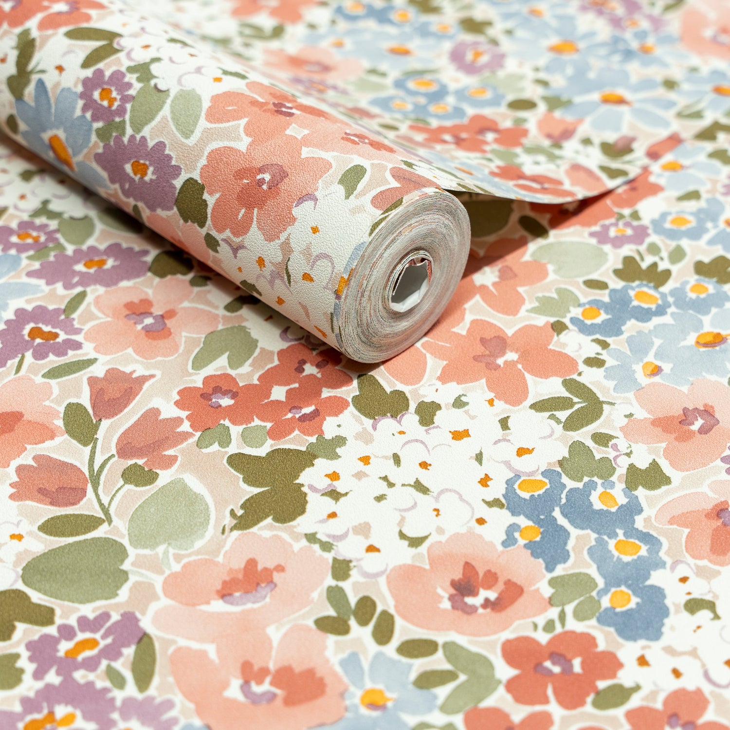 Classical Floral All-over Wallpaper in multi-colored color - pattern number INA80502 - by Grandeco in the Inia collection