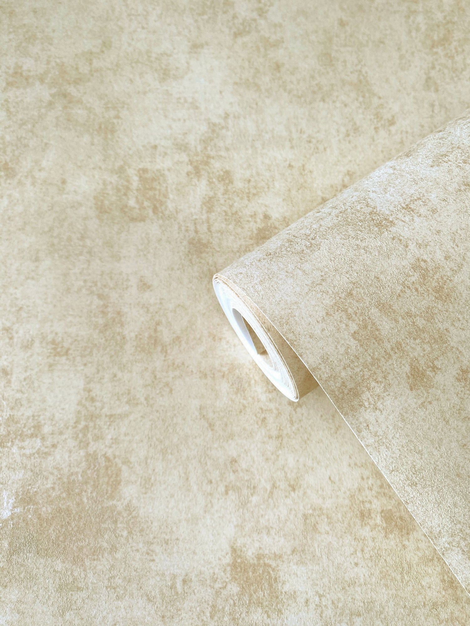 Metallic Plaster wallpaper in beige color - pattern number AM22009-1 - by Galerie in the Elegance collection