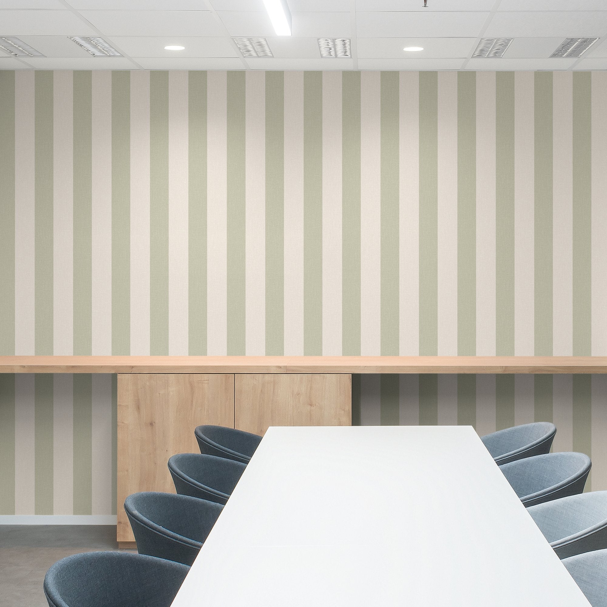 Regular Stripes Wallpaper in green color - pattern number AT4032 - by Grandeco in the Atmosphere collection