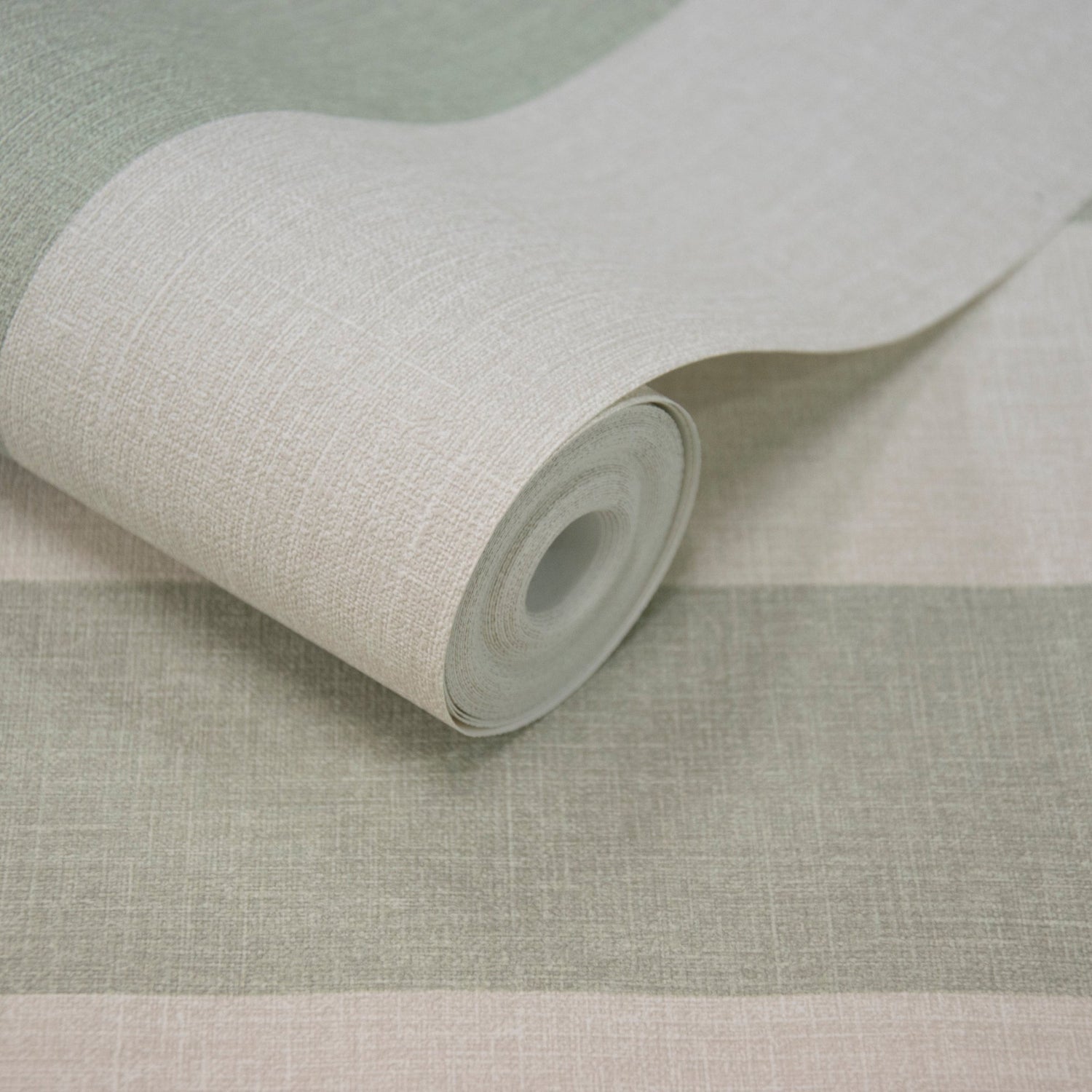 Regular Stripes Wallpaper in green color - pattern number AT4032 - by Grandeco in the Atmosphere collection