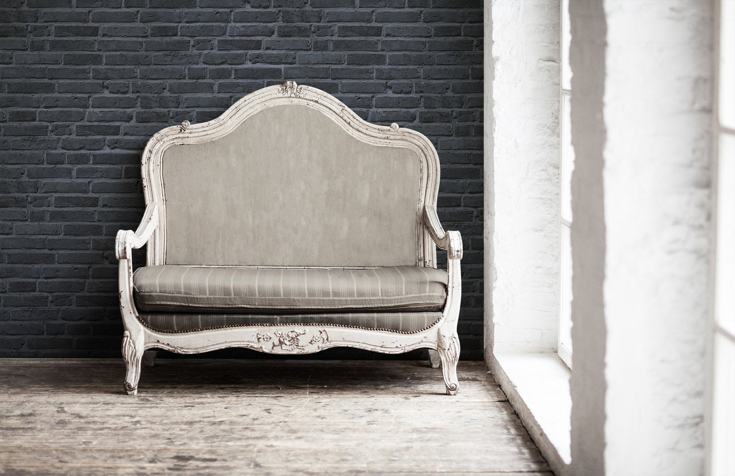 Brickshire Residents Motif wallpaper in silver grey color - pattern number BB51103 - by Galerie in the The Bricks And More collection