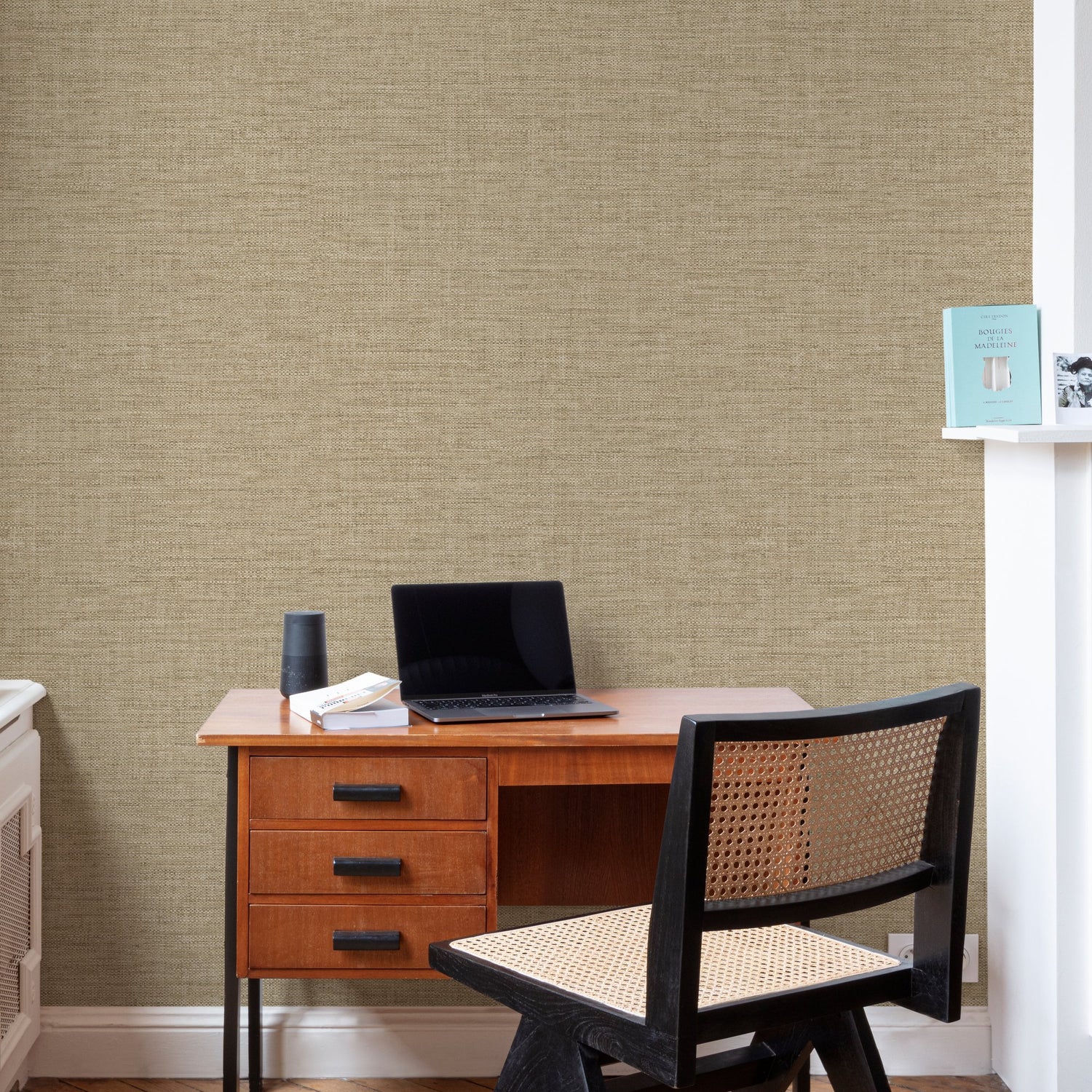 Rough Textile Wallpaper in brown color - pattern number CO1005 - by Grandeco in the Concept collection