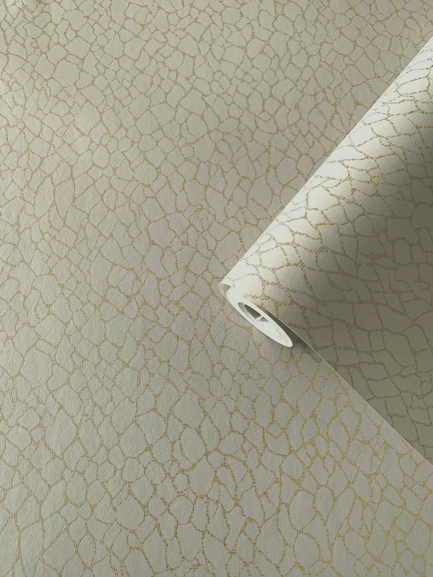 Webbing wallpaper in beige color - pattern number DWP0232-02 - by Galerie in the Boutique collection