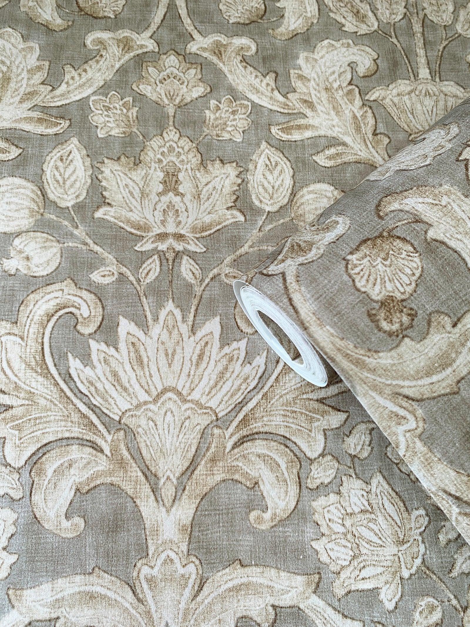 Damask wallpaper in bronze brown color - pattern number DWP0354-02 - by Galerie in the Elegance collection
