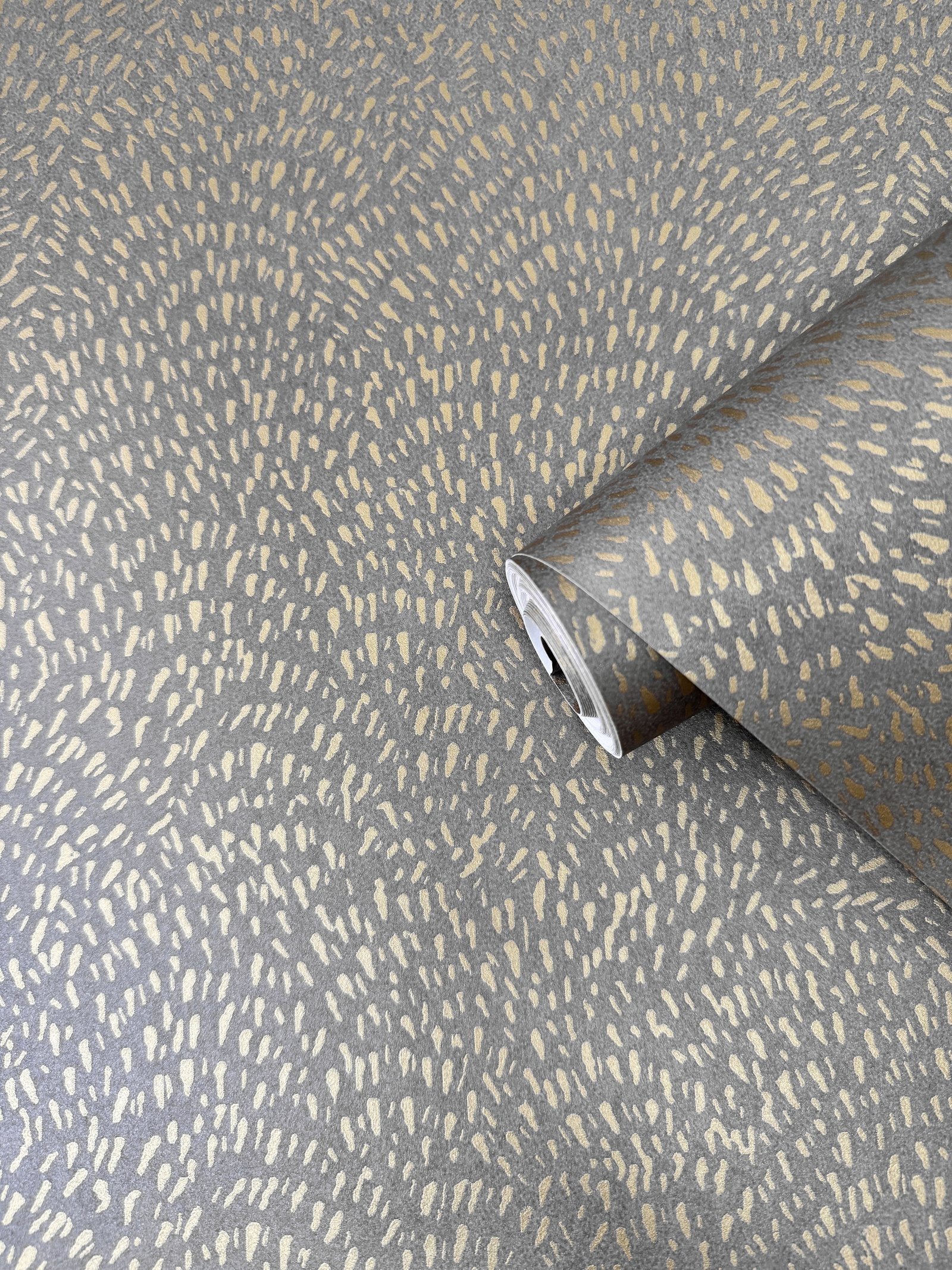 Fan Fleck wallpaper in gold color - pattern number DWP0363-05 - by Galerie in the Zen collection