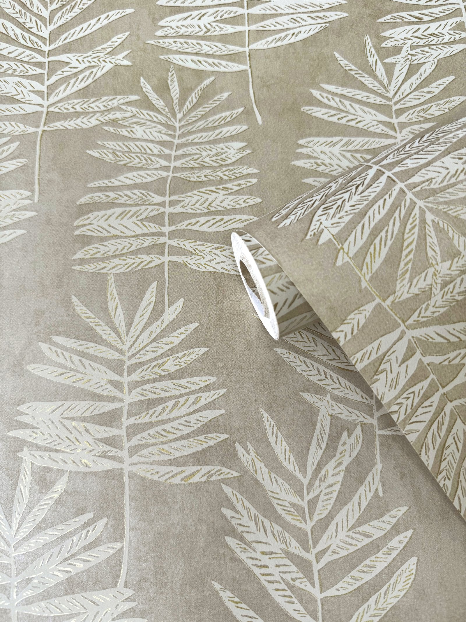 Tumbling Leaf wallpaper in cream color - pattern number DWP0365-03 - by Galerie in the Zen collection