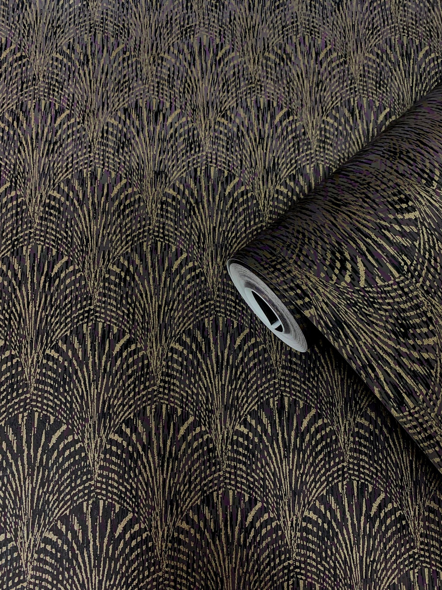 Fan wallpaper in purple lilac color - pattern number F-AF7005 - by Galerie in the Boutique collection