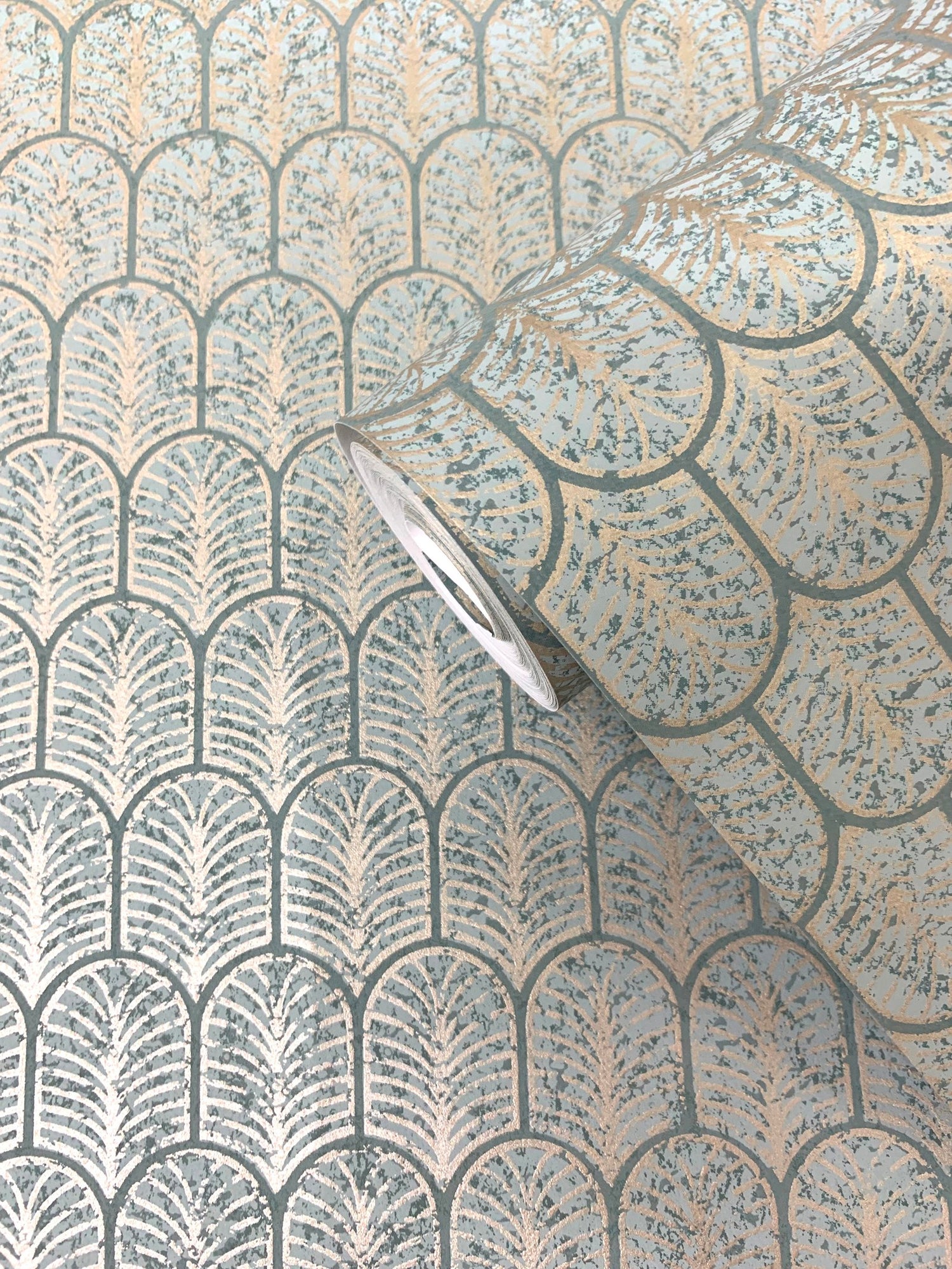 Geo Arch wallpaper in gold color - pattern number F-VL6005 - by Galerie in the Lustre collection