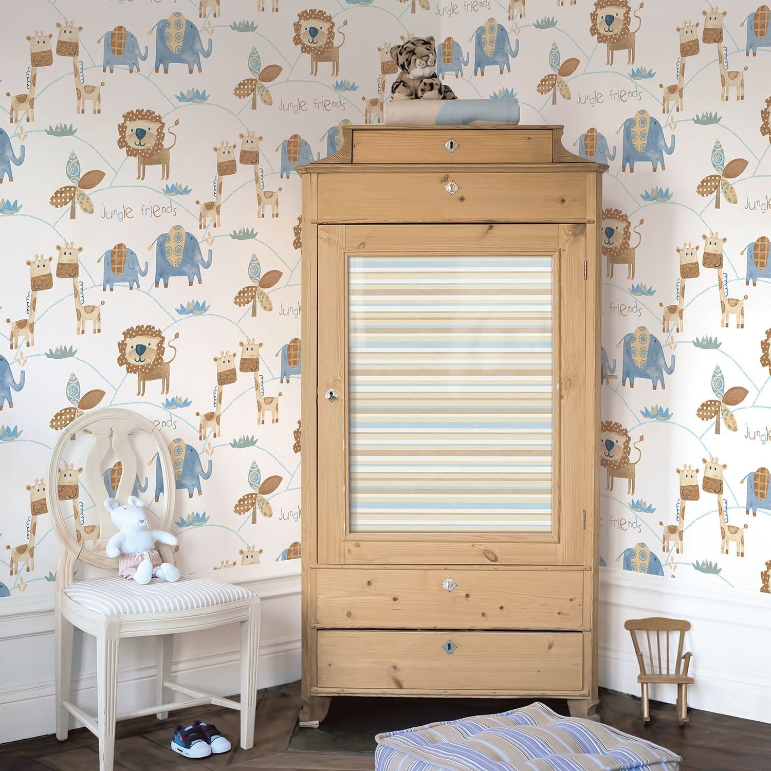 Jungle Friends wallpaper in blue color - pattern number G56022 - by Galerie in the Just 4 Kids 2 collection