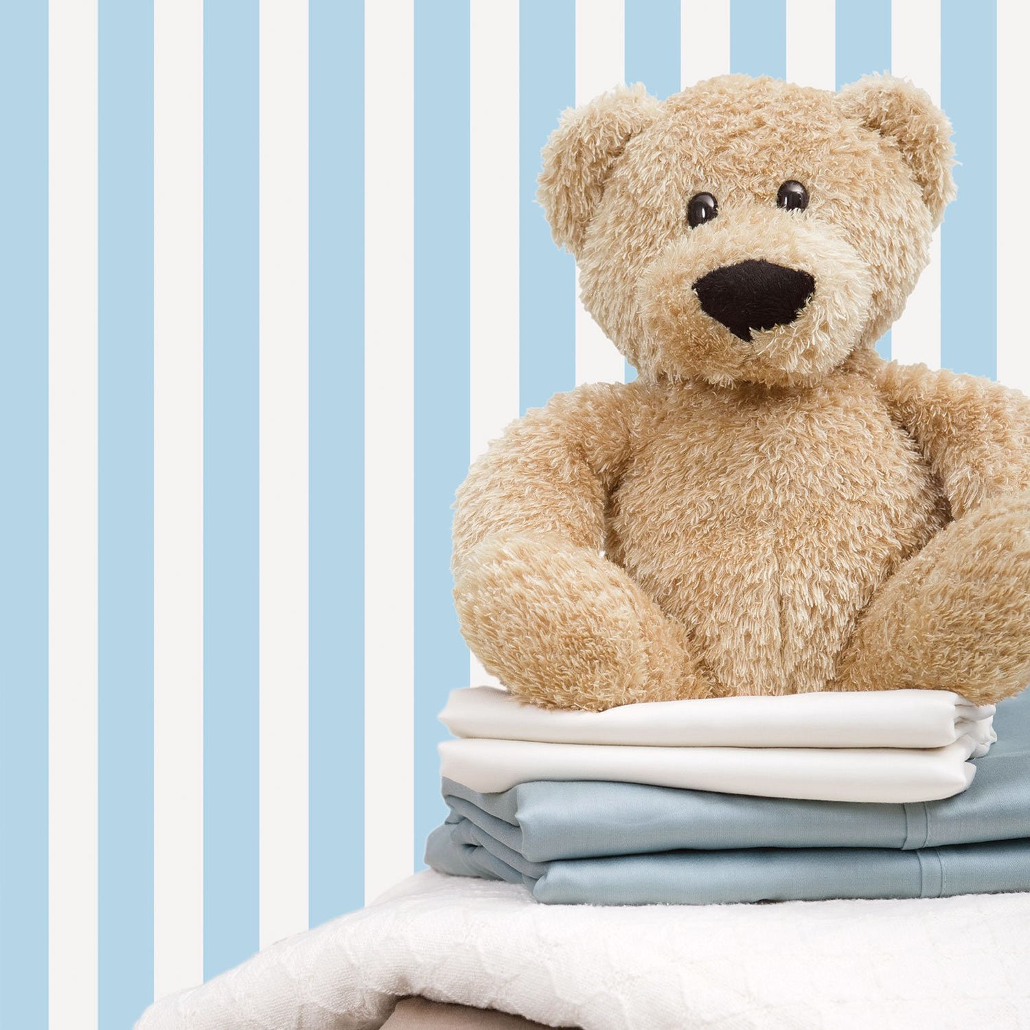 Regency Stripe wallpaper in blue color - pattern number G56025 - by Galerie in the Just 4 Kids 2 collection