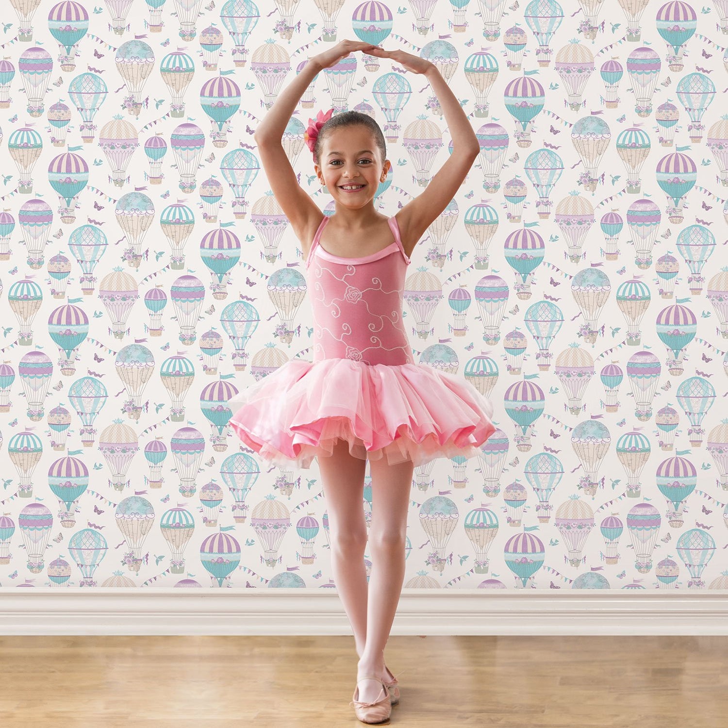 Balloon Journey wallpaper in multi-coloured color - pattern number G56543 - by Galerie in the Just 4 Kids 2 collection