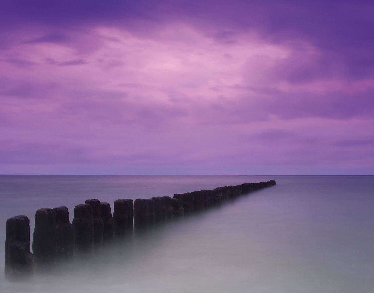 Cosatal View mural in purple lilac color - pattern number G78422 - by Galerie in the Atmosphere collection