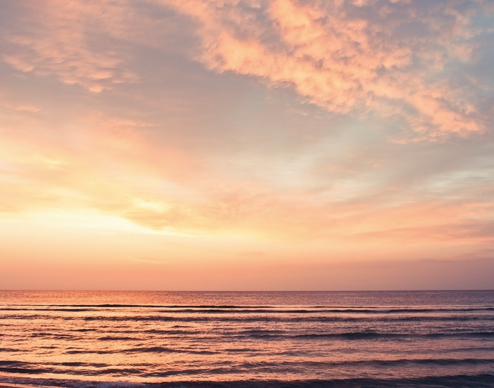 Setting Sun mural in orange color - pattern number G78427 - by Galerie in the Atmosphere collection