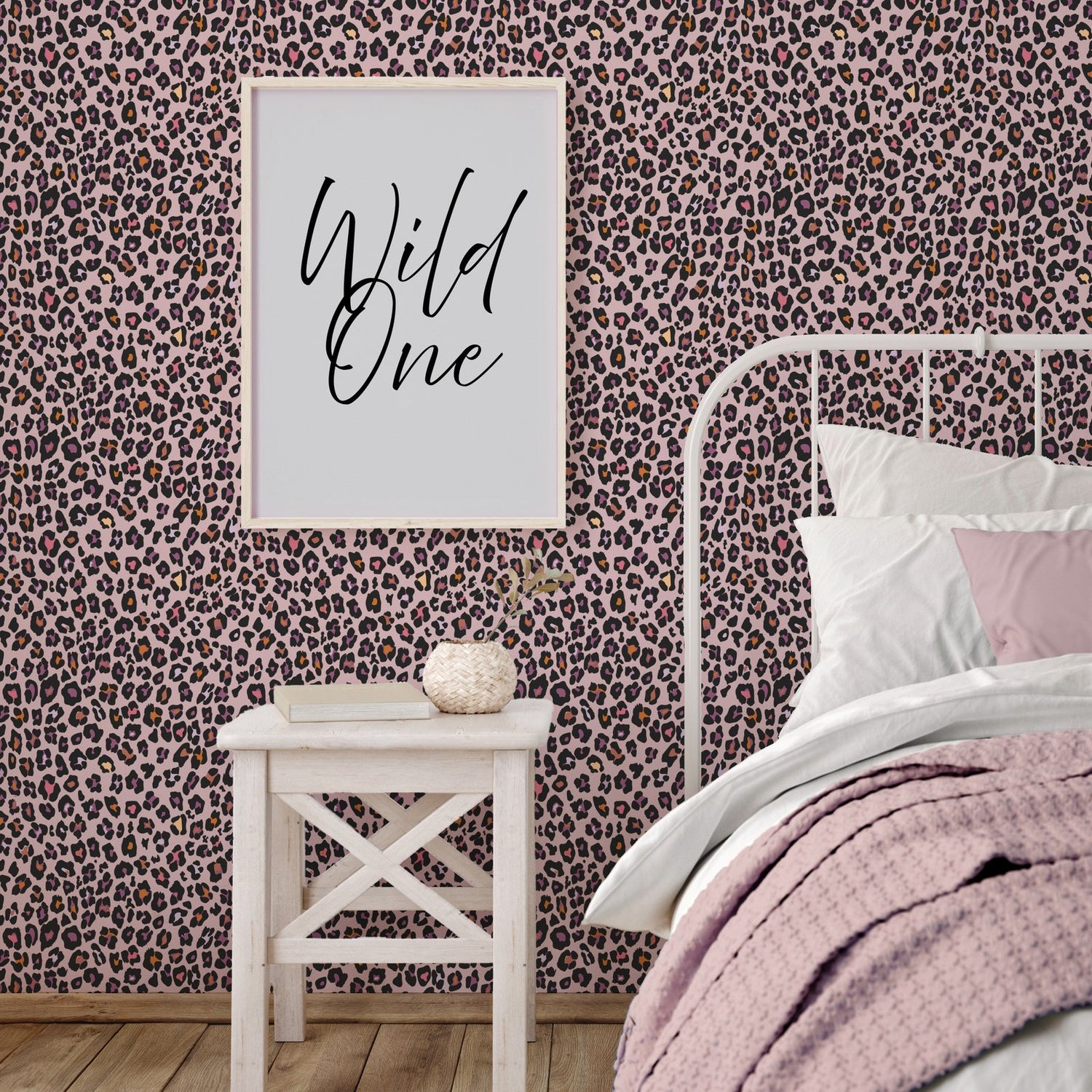 Fun Leopard Wallpaper in Pink color - pattern number G78565 - by Galerie in the Kids and Teens collection