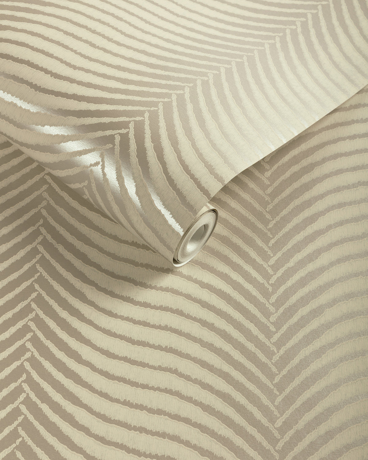 Calista Wallpaper in Silver color - pattern number GWP-3763.11.0 - by Lee Jofa in the Calista collection
