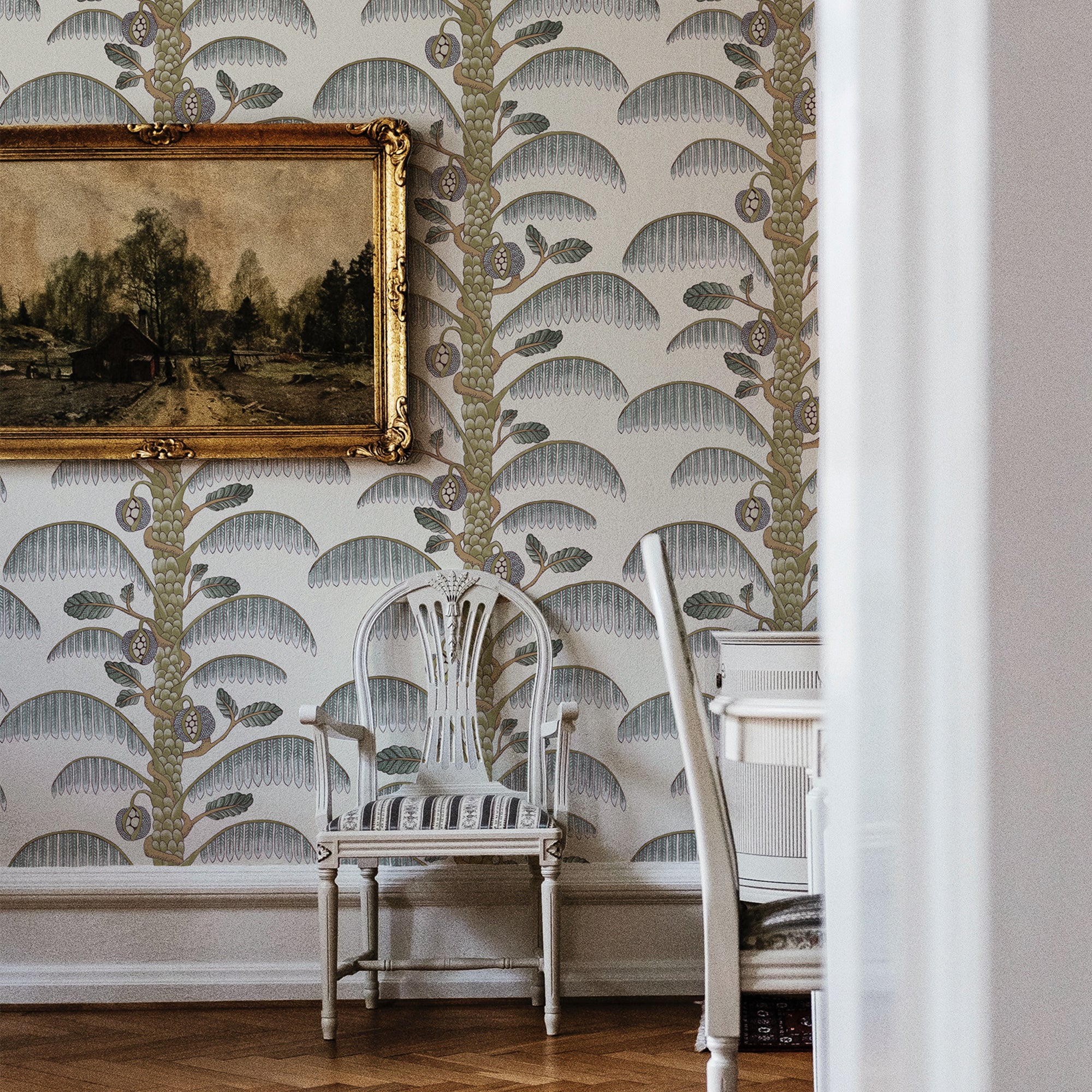 Palm Stripe Wallpaper in clarke white color - pattern number JMW1015.11.0 - by Kravet in the Josephine Munsey Portfolio II collection