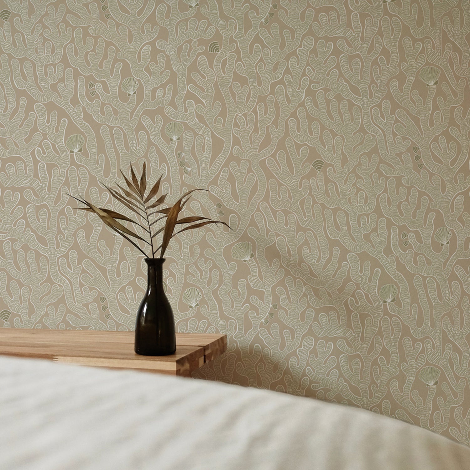 Coral Wallpaper in edge sand color - pattern number JMW1016.11.0 - by Kravet in the Josephine Munsey Portfolio II collection