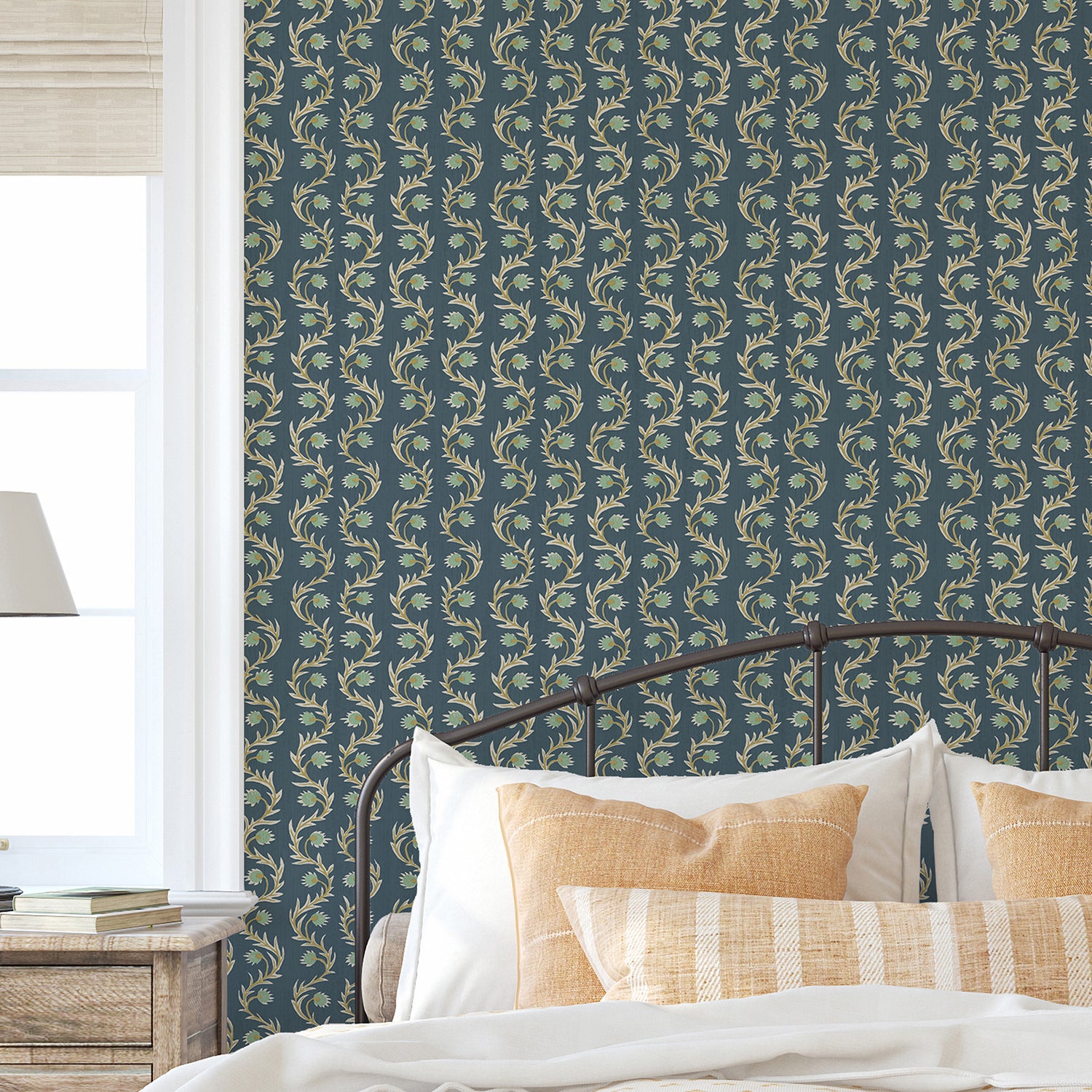 Rubia Wallpaper in navy color - pattern number JMW1052.01.0 - by Kravet in the Josephine Munsey Alma collection