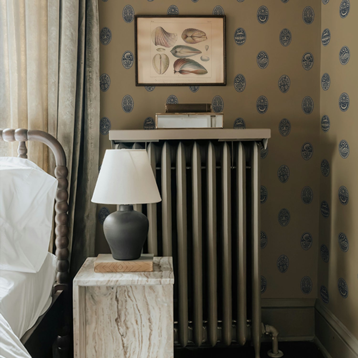 Linear Cameos Wallpaper in cobber, spruce and dew color - pattern number JMWRLIN.05.0 - by Kravet in the Josephine Munsey Roll II collection