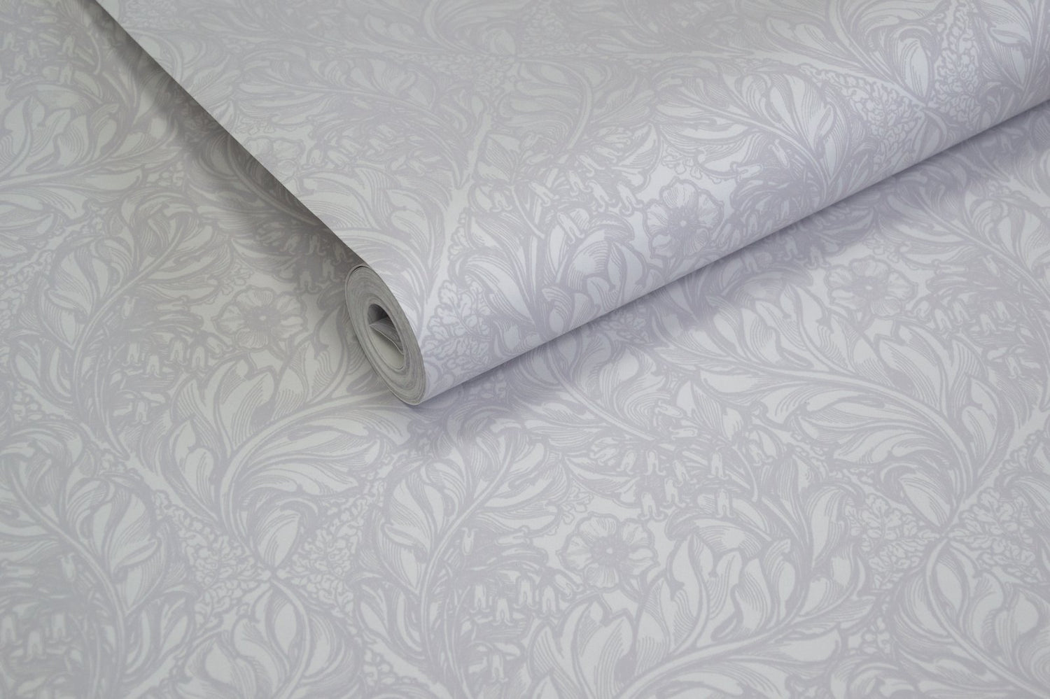 Rambleicious wallpaper in silver grey color - pattern number LB25104 - by Galerie in the Off The Wall collection