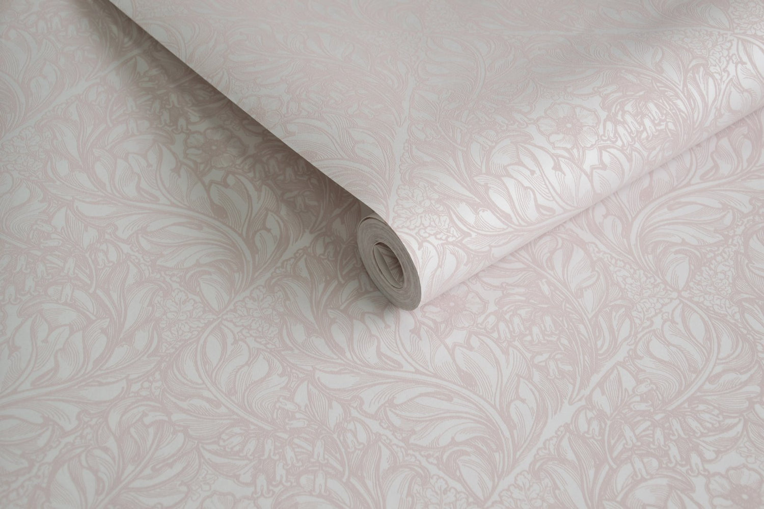 Rambleicious wallpaper in pink color - pattern number LB25107 - by Galerie in the Off The Wall collection