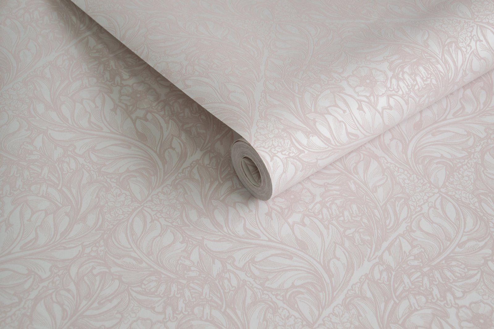 Rambleicious wallpaper in pink color - pattern number LB25107 - by Galerie in the Off The Wall collection
