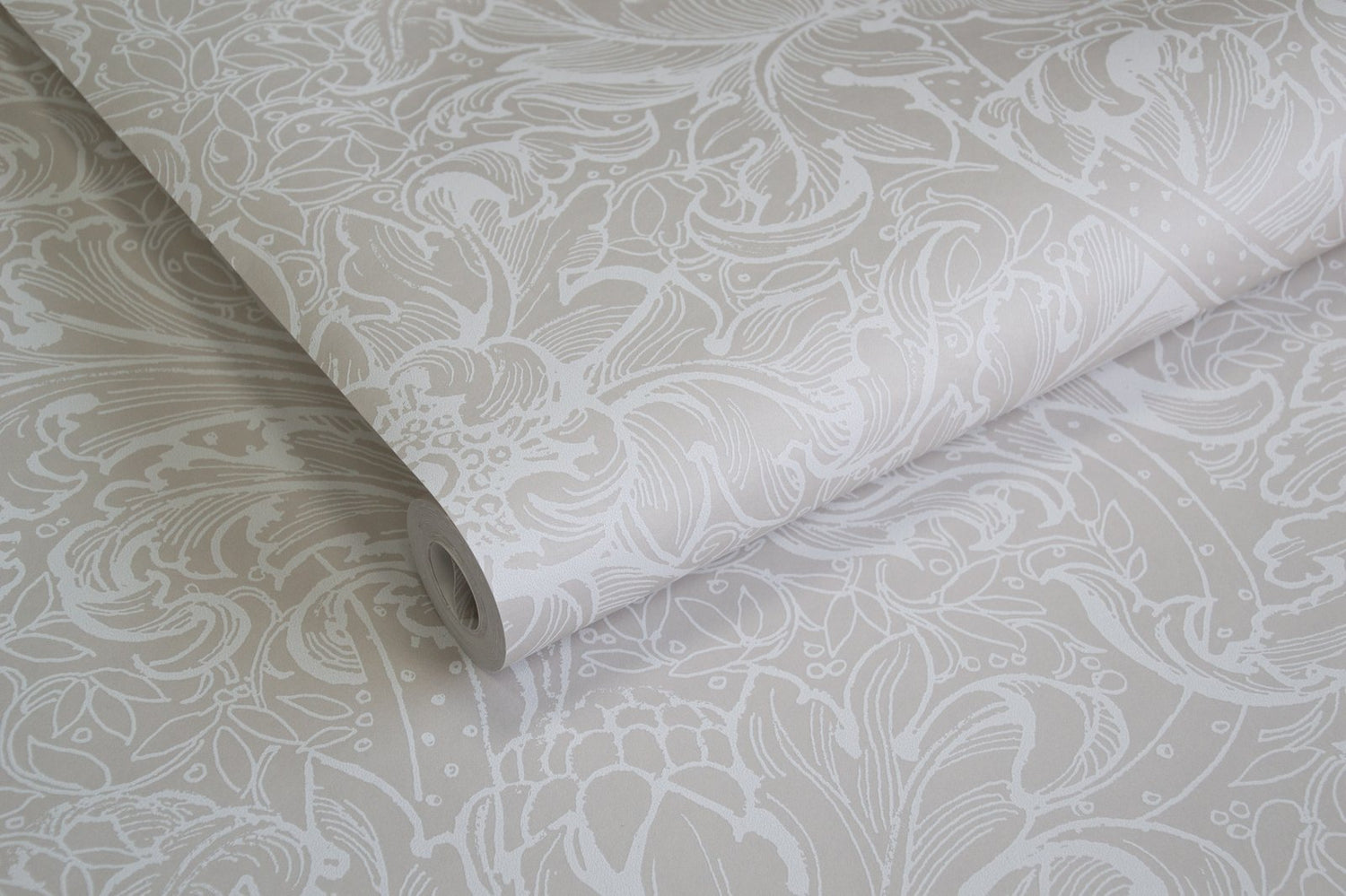 Morris Major wallpaper in beige color - pattern number LB25143 - by Galerie in the Off The Wall collection