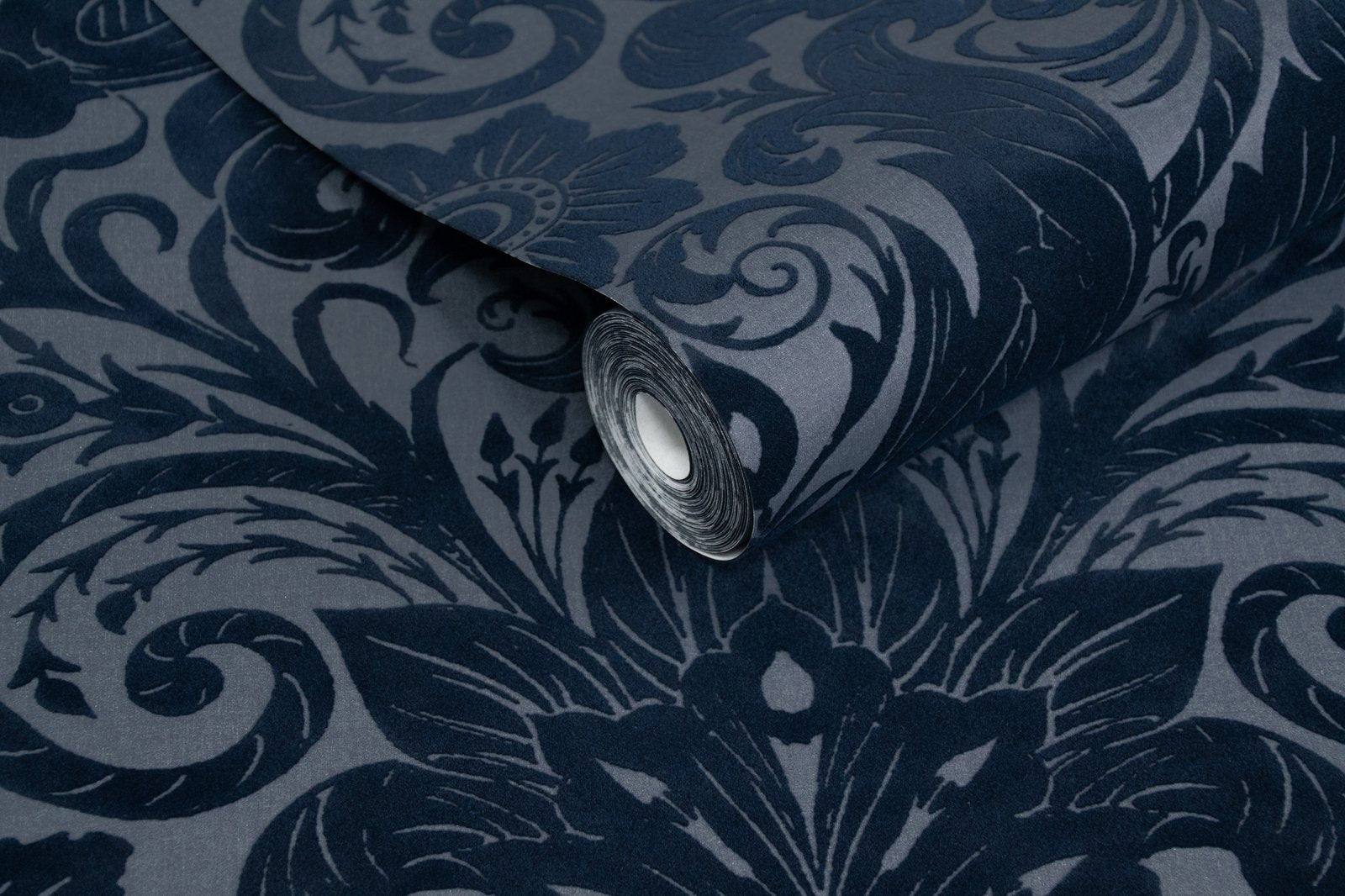 Damask Sauvage wallpaper in blue color - pattern number LB25169 - by Galerie in the Off The Wall collection