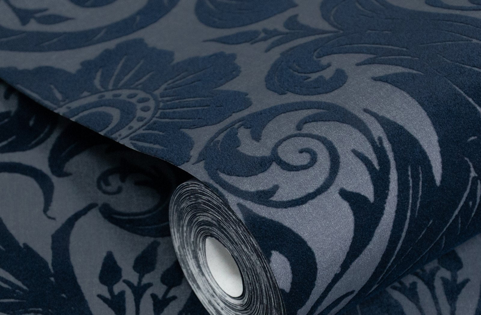 Damask Sauvage wallpaper in blue color - pattern number LB25169 - by Galerie in the Off The Wall collection