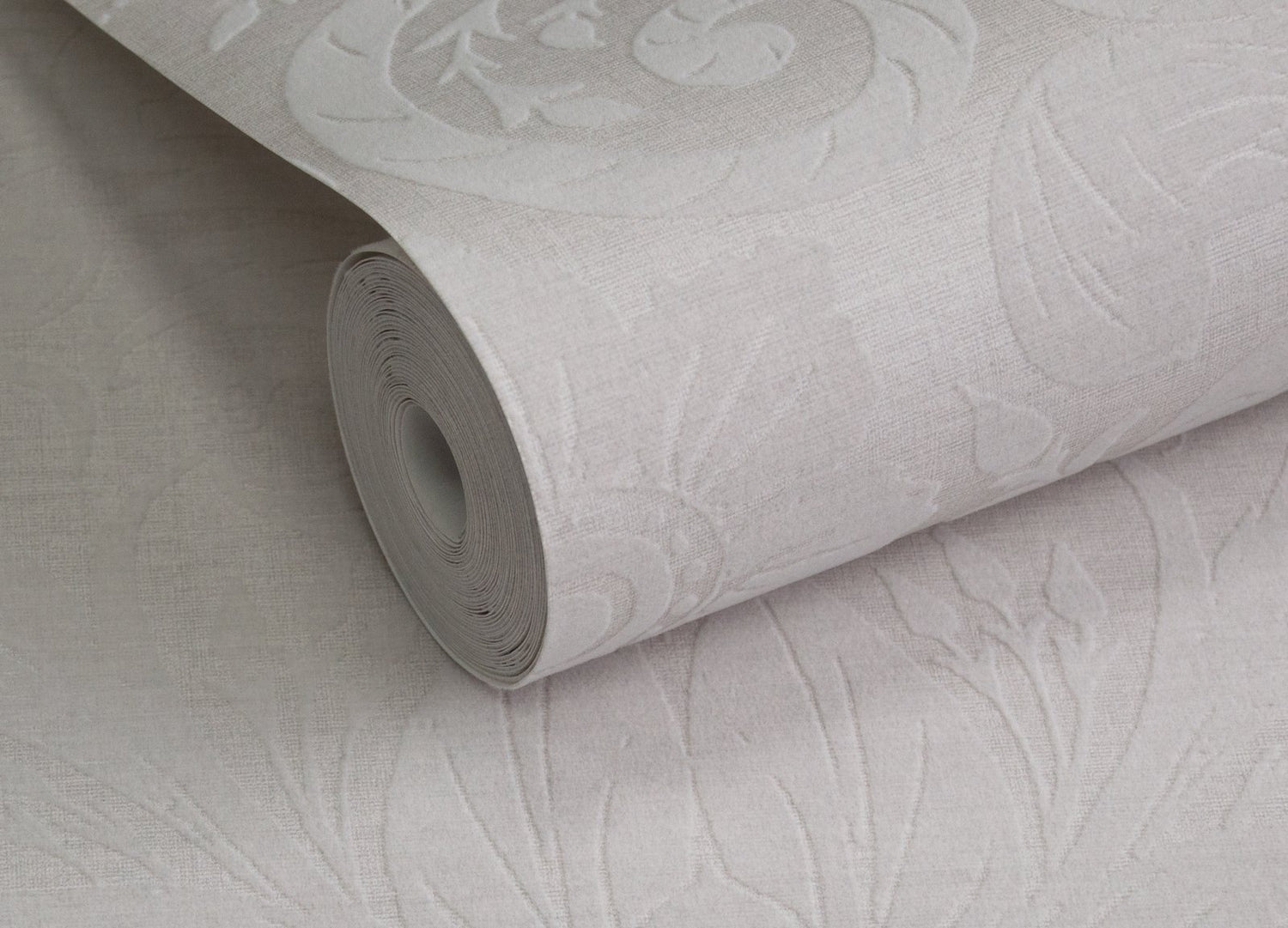 Damask Sauvage wallpaper in beige color - pattern number LB25172 - by Galerie in the Off The Wall collection