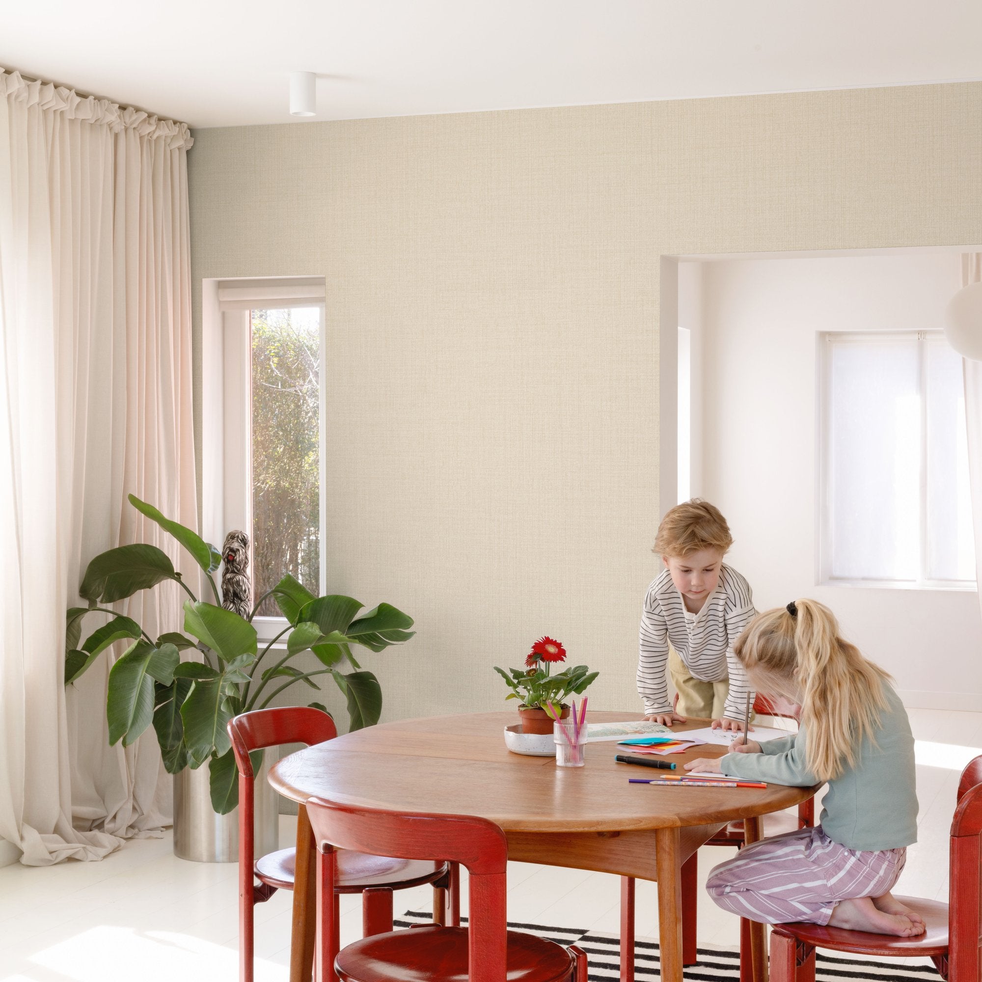 Textile Plain Wallpaper in beige color - pattern number GDLD1019 - by Grandeco in the Little Dreamers collection