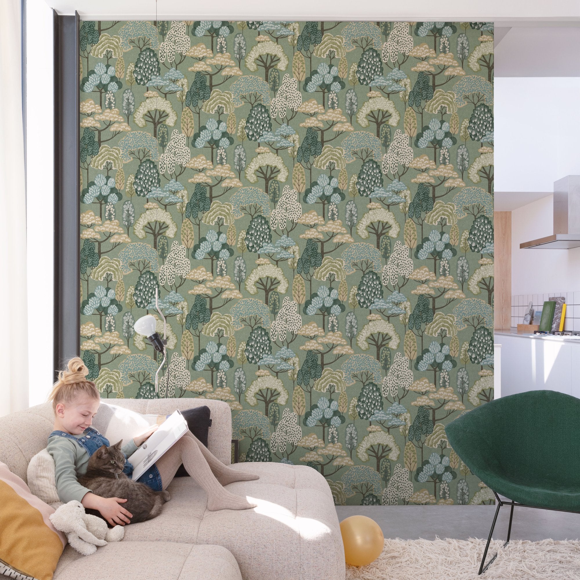 Trees Motive Wallpaper in green color - pattern number GDLD2113 - by Grandeco in the Little Dreamers collection